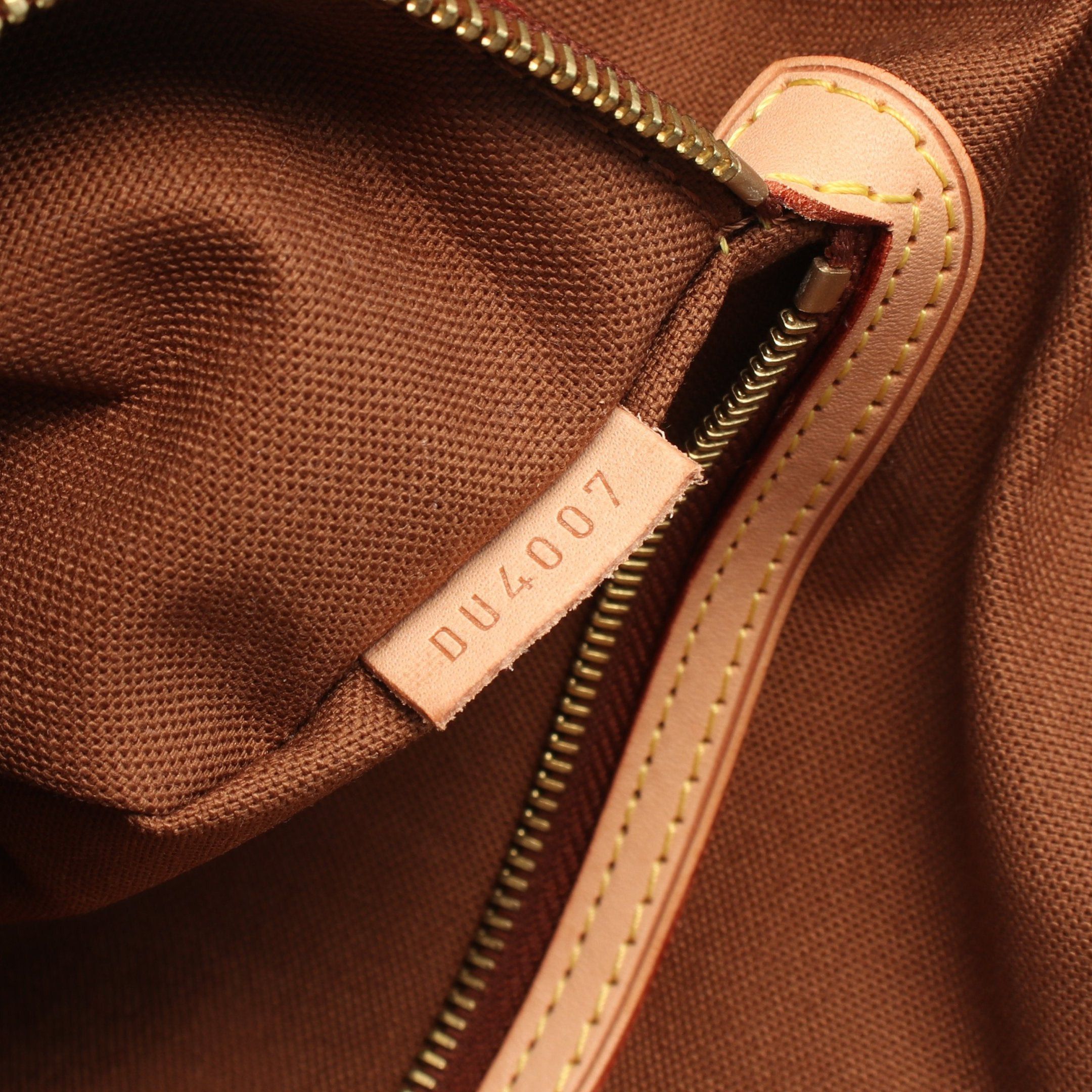 Louis Vuitton Louis Vuitton Batignolles Horizontal Monogram Shoulder Bag Leather Brown Size ONE SIZE - 5 Thumbnail