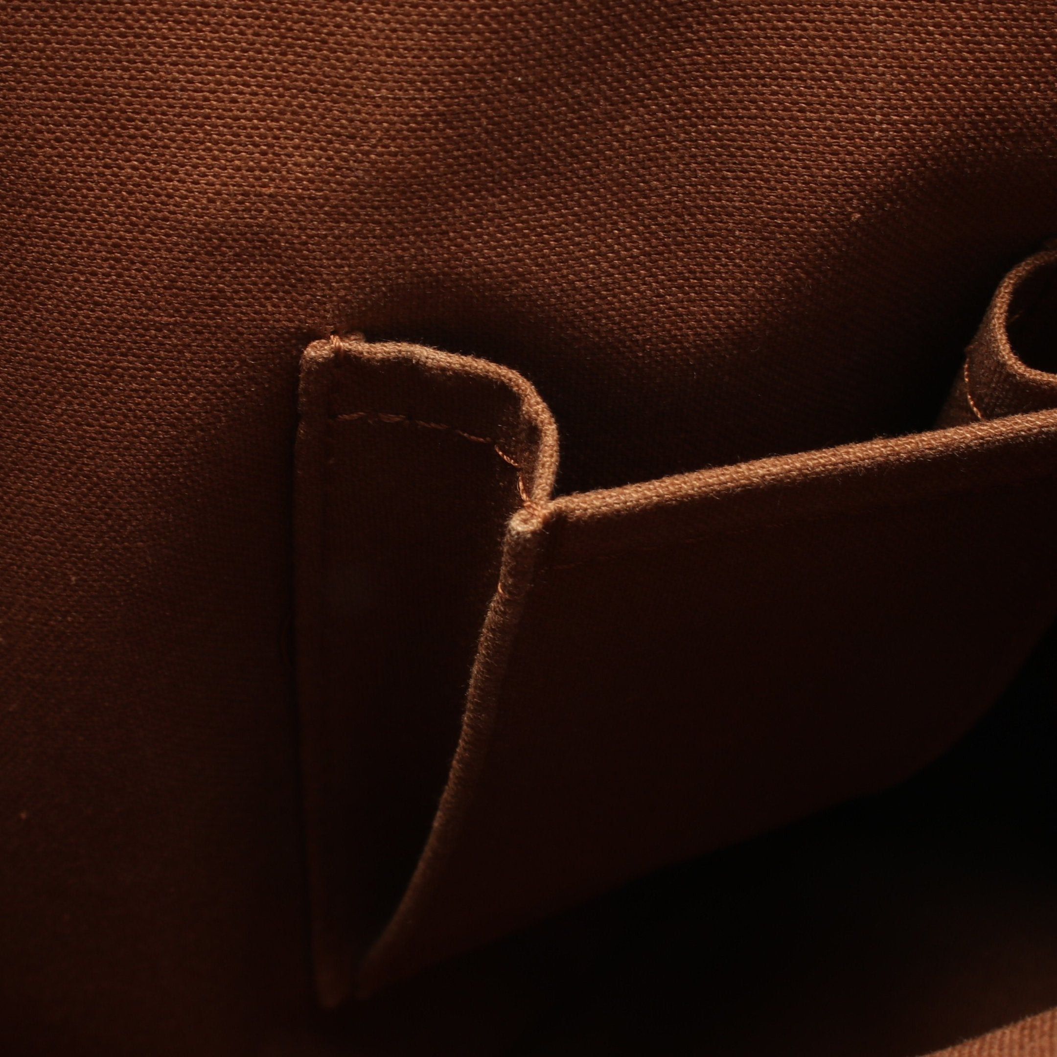 Louis Vuitton Louis Vuitton Batignolles Horizontal Monogram Shoulder Bag Leather Brown Size ONE SIZE - 11 Thumbnail