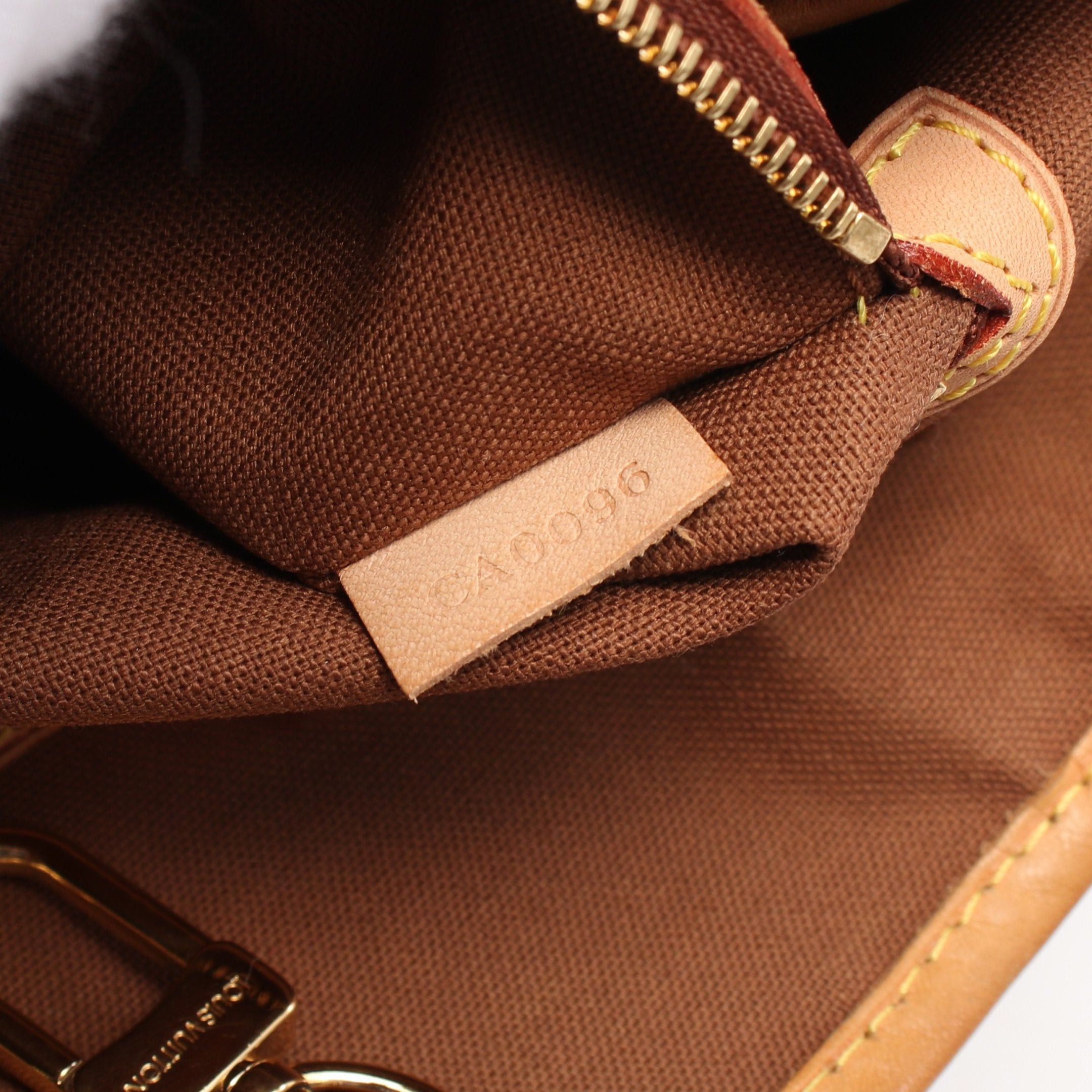 Louis Vuitton Louis Vuitton Batignolles Horizontal Monogram Shoulder Bag Leather Brown Size ONE SIZE - 5 Thumbnail