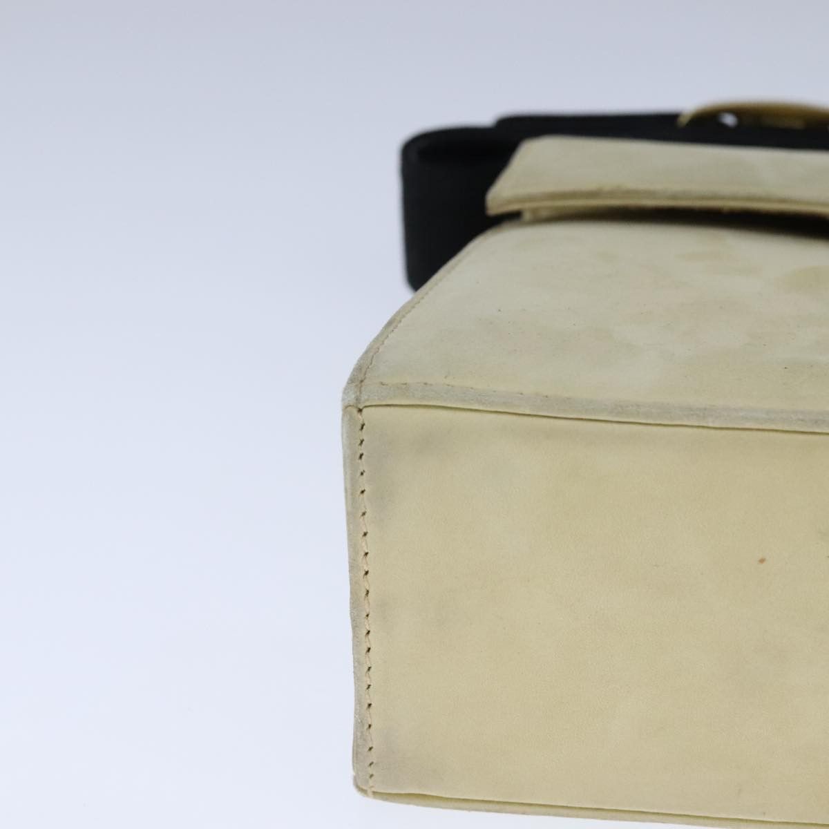 Salvatore Ferragamo Vara Beige Suede Handbag (Pre-Owned) Size ONE SIZE - 6 Thumbnail