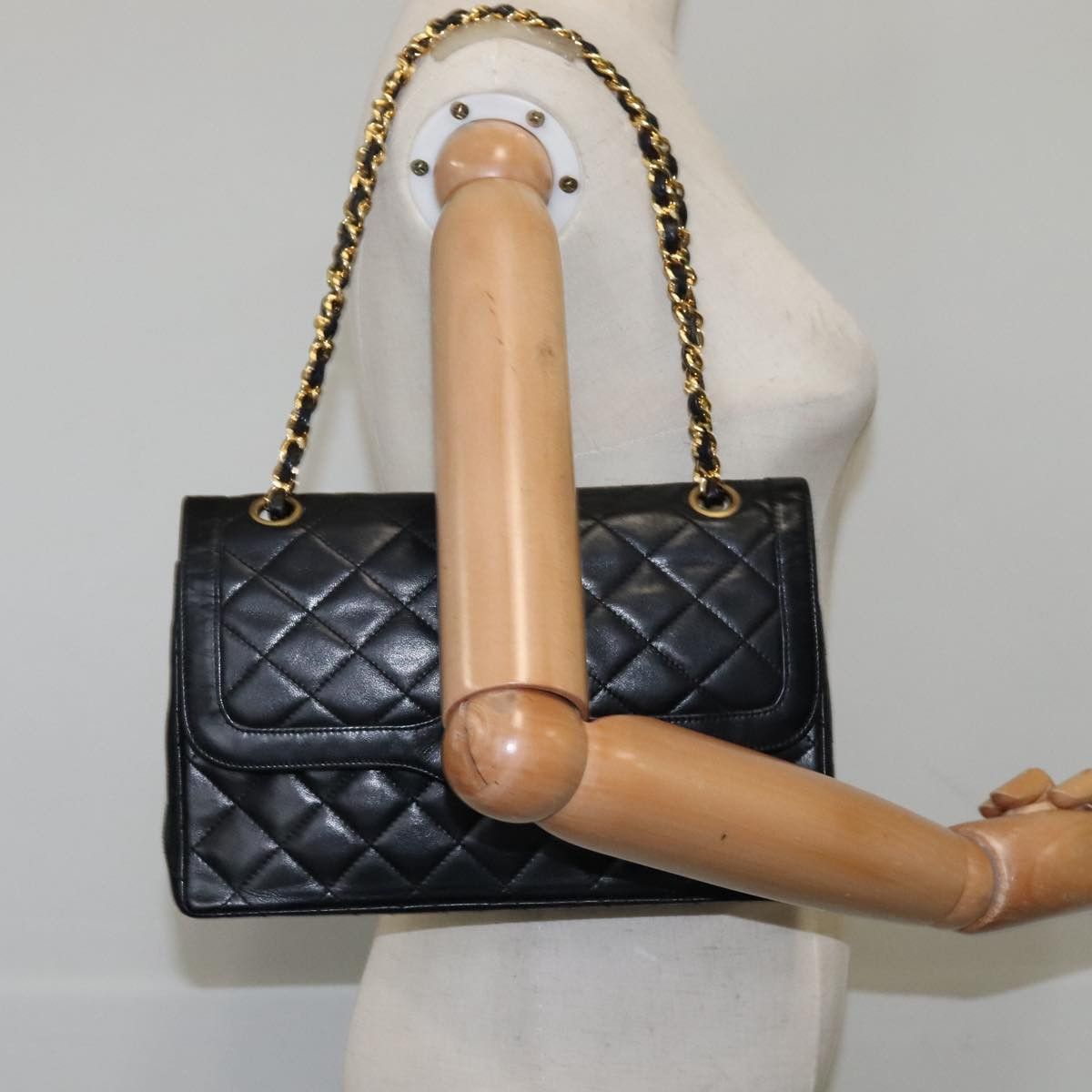 Chanel Double Flap Black Leather Shoulder Bag (Pre-Owned) Size ONE SIZE - 16 Thumbnail
