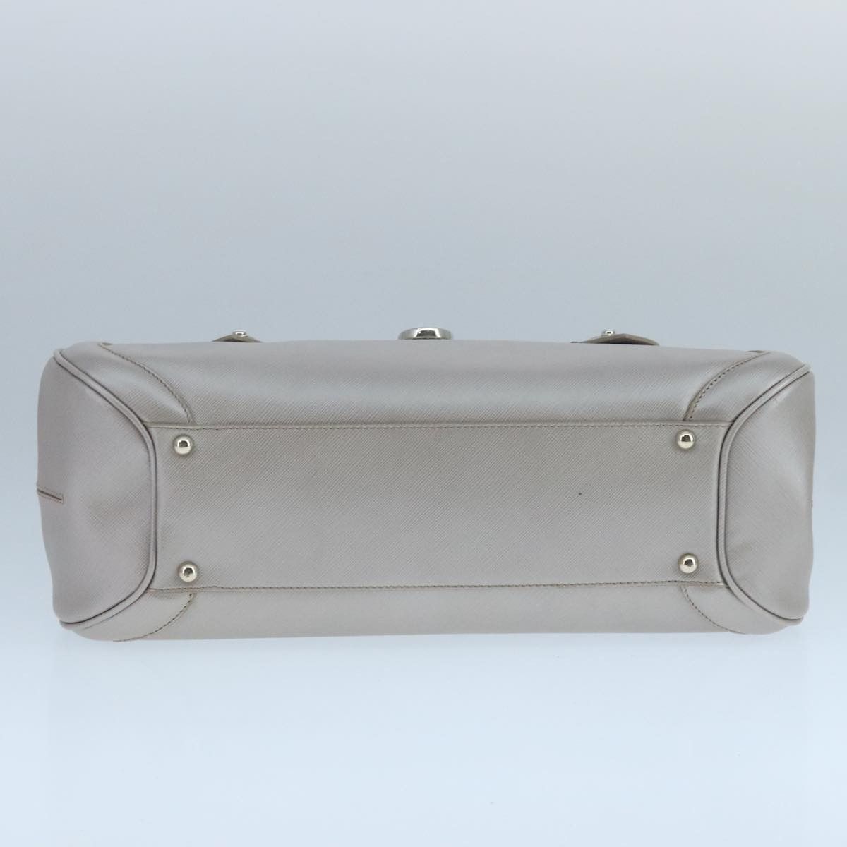 Salvatore Ferragamo Silver Leather Handbag (Pre-Owned) Size ONE SIZE - 20 Thumbnail