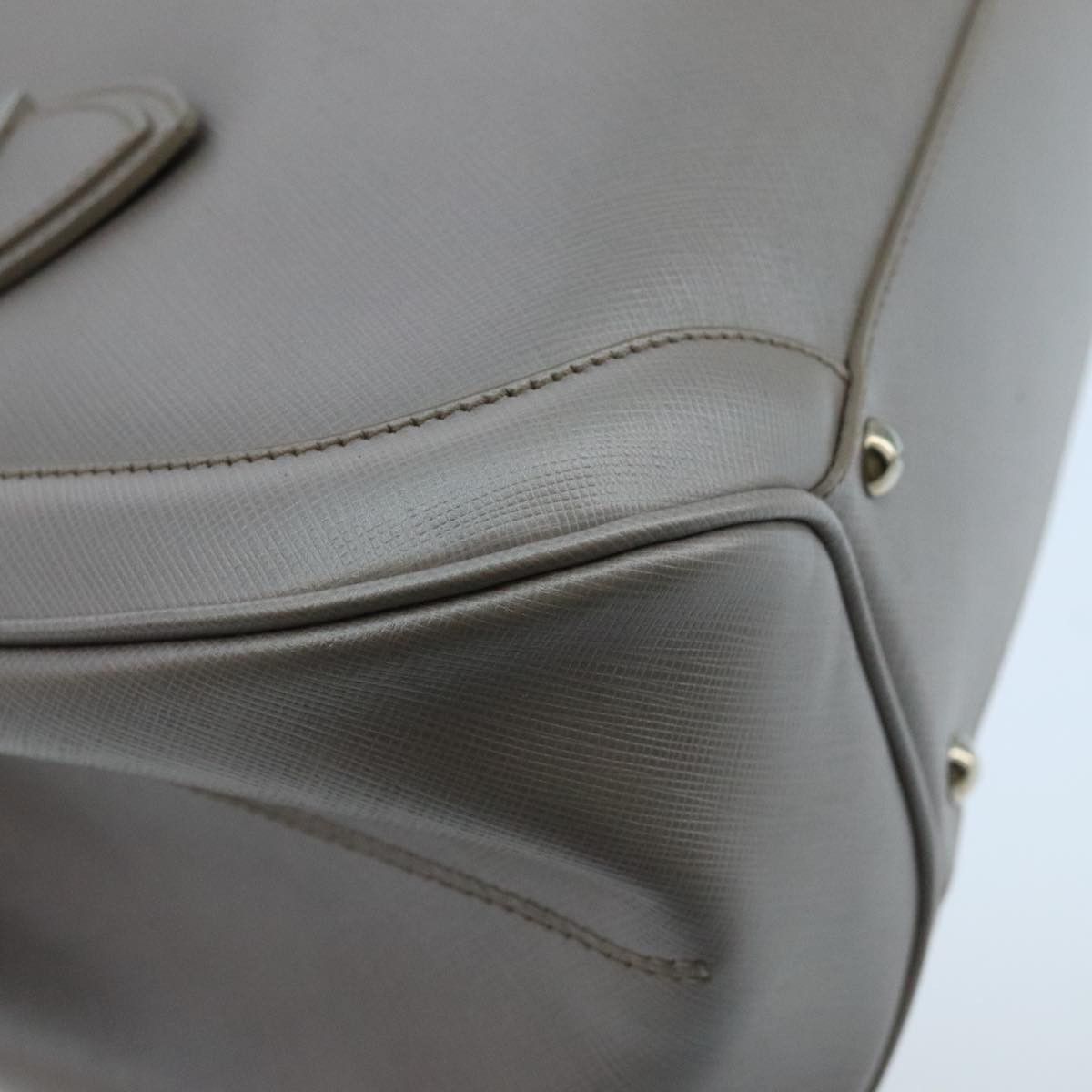 Salvatore Ferragamo Silver Leather Handbag (Pre-Owned) Size ONE SIZE - 7 Thumbnail