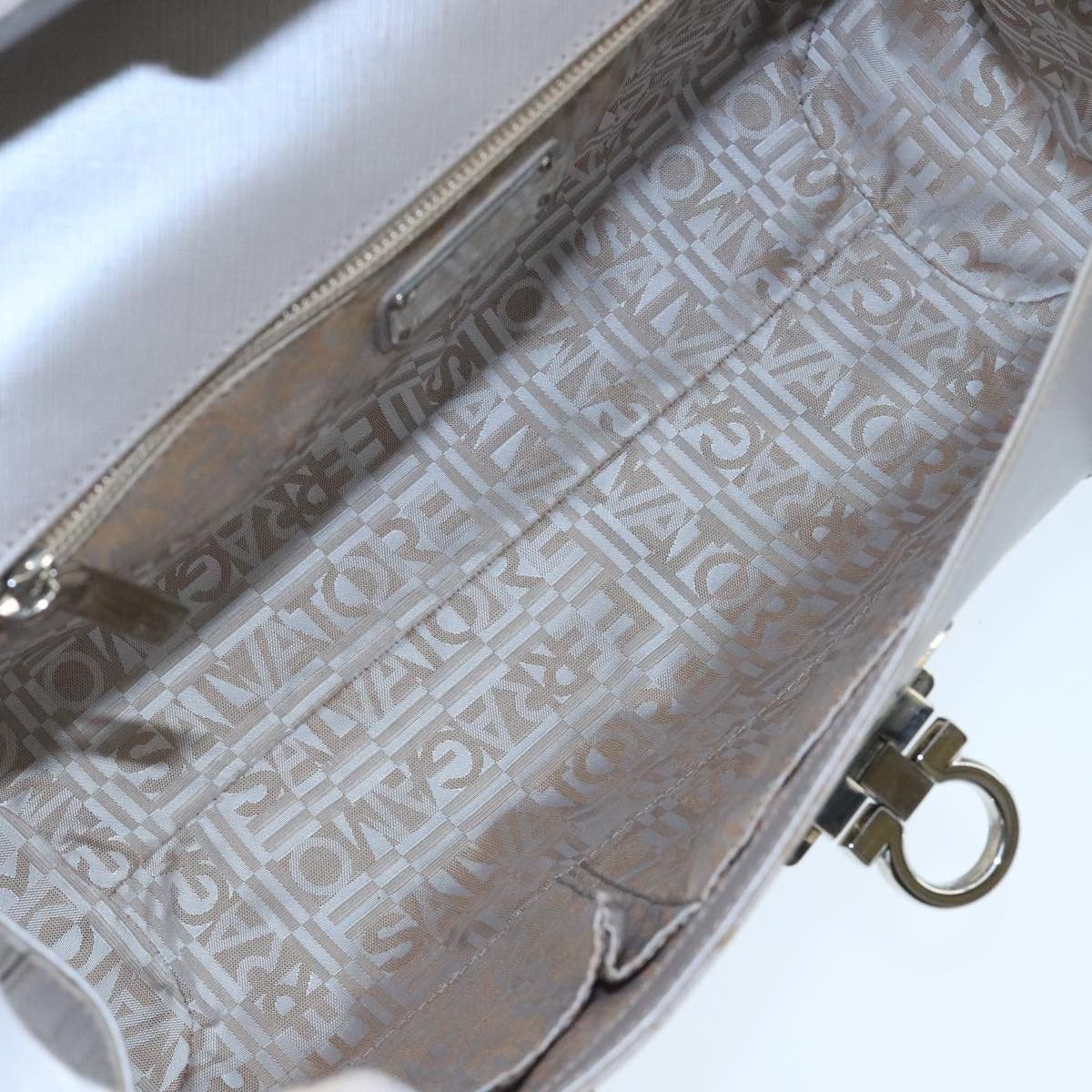 Salvatore Ferragamo Silver Leather Handbag (Pre-Owned) Size ONE SIZE - 13 Thumbnail