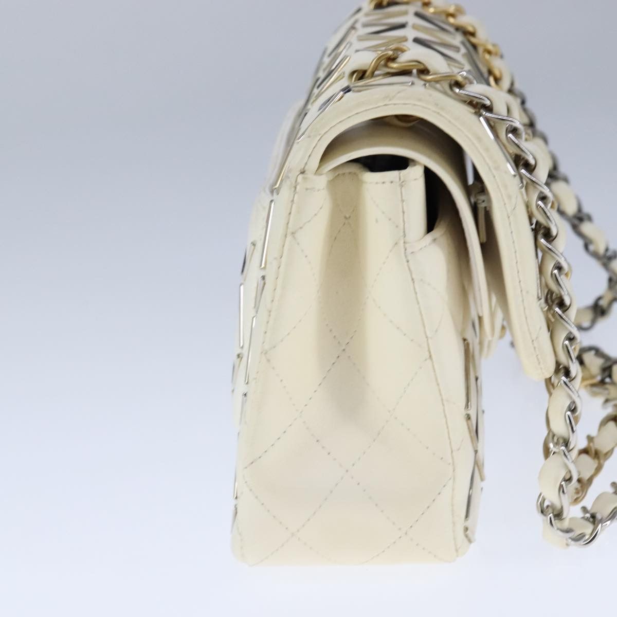 Chanel Timeless White Leather Shoulder Bag (Pre-Owned) Size ONE SIZE - 3 Thumbnail