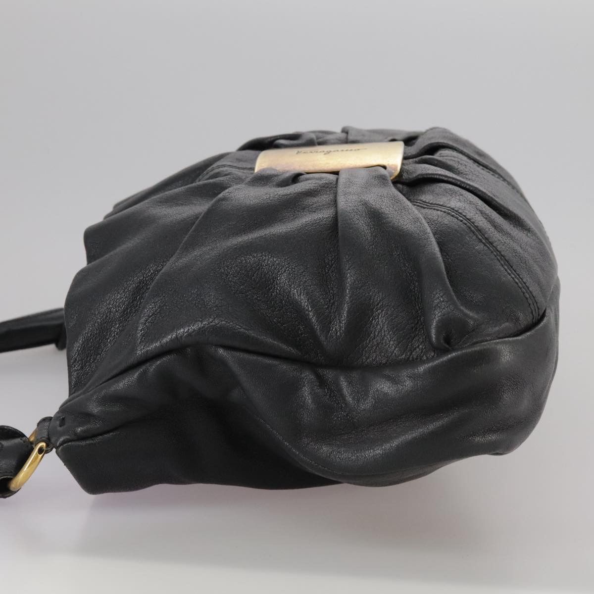 Salvatore Ferragamo Vara Black Leather Handbag (Pre-Owned) Size ONE SIZE - 3 Thumbnail