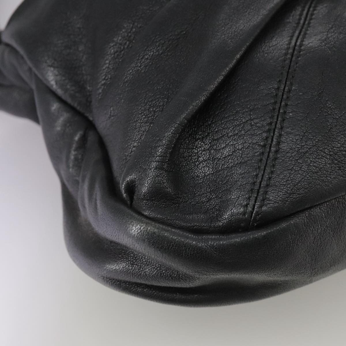 Salvatore Ferragamo Vara Black Leather Handbag (Pre-Owned) Size ONE SIZE - 6 Thumbnail