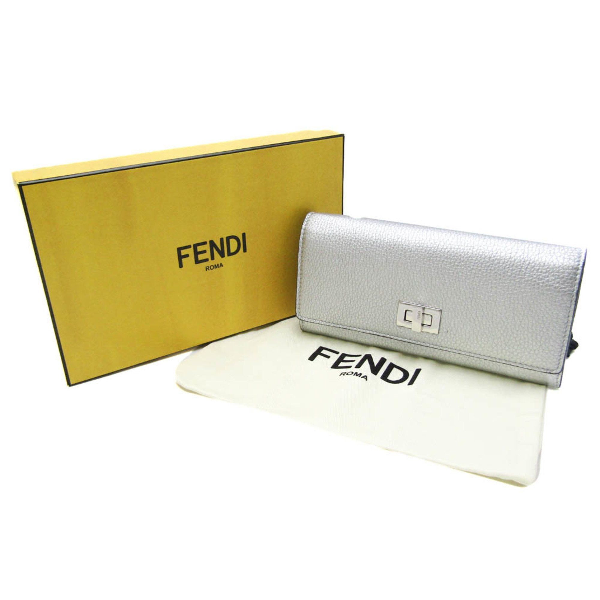 Silver Leather Wallet (Pre-Owned)