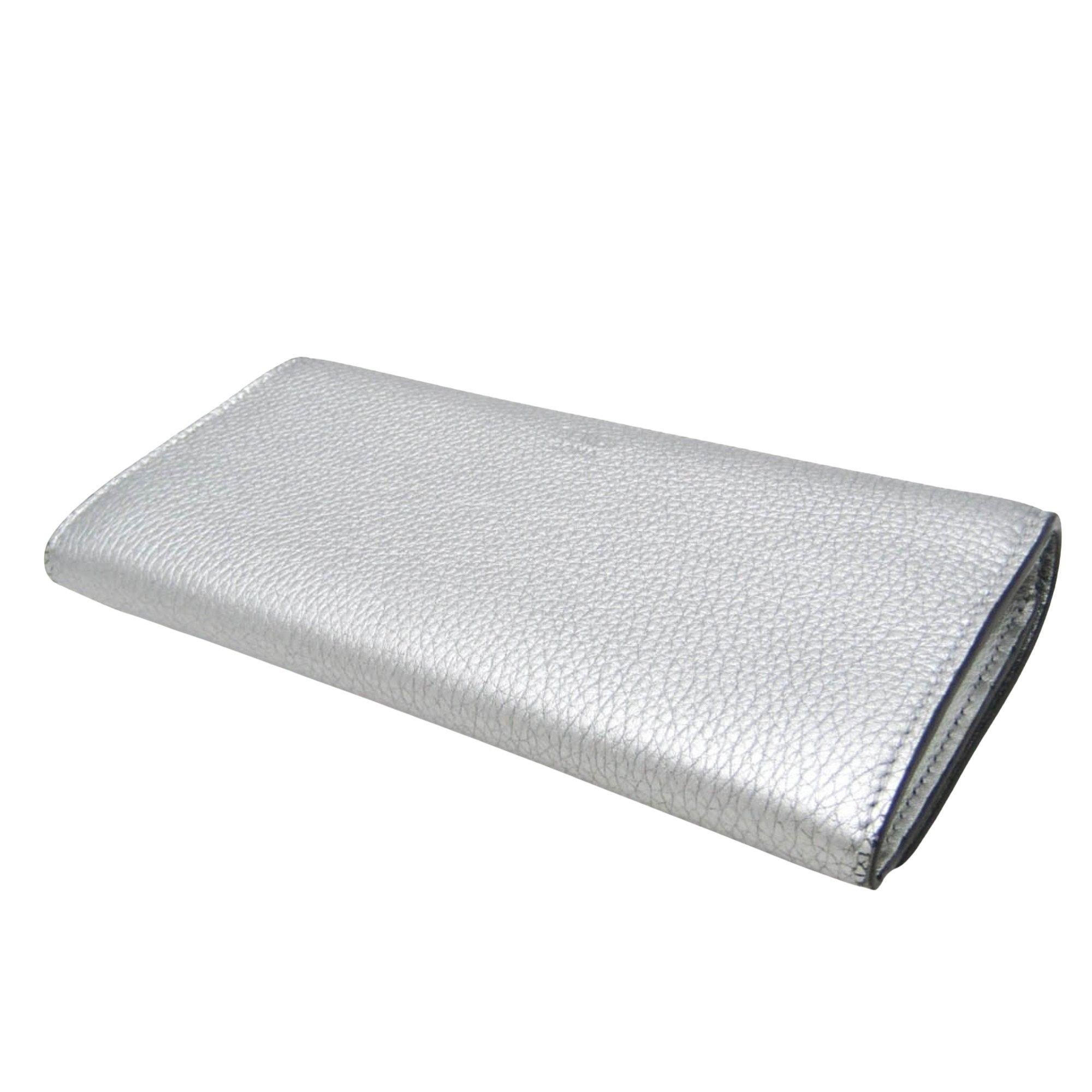 Silver Leather Wallet (Pre-Owned)