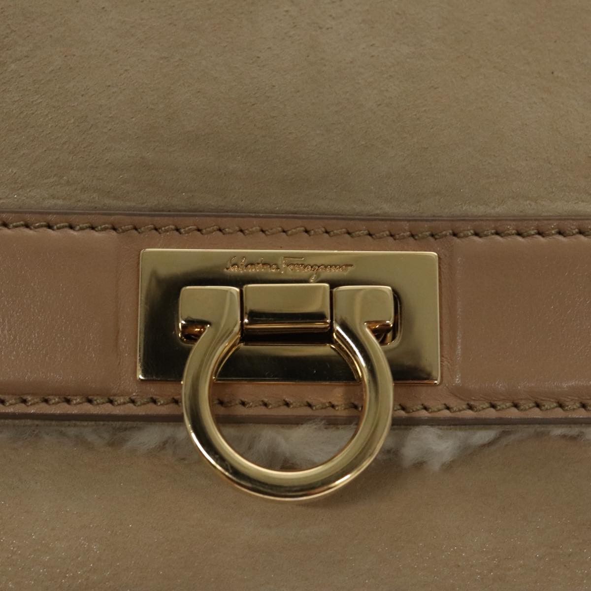 Salvatore Ferragamo Gancini Beige Suede Handbag (Pre-Owned) Size ONE SIZE - 13 Thumbnail