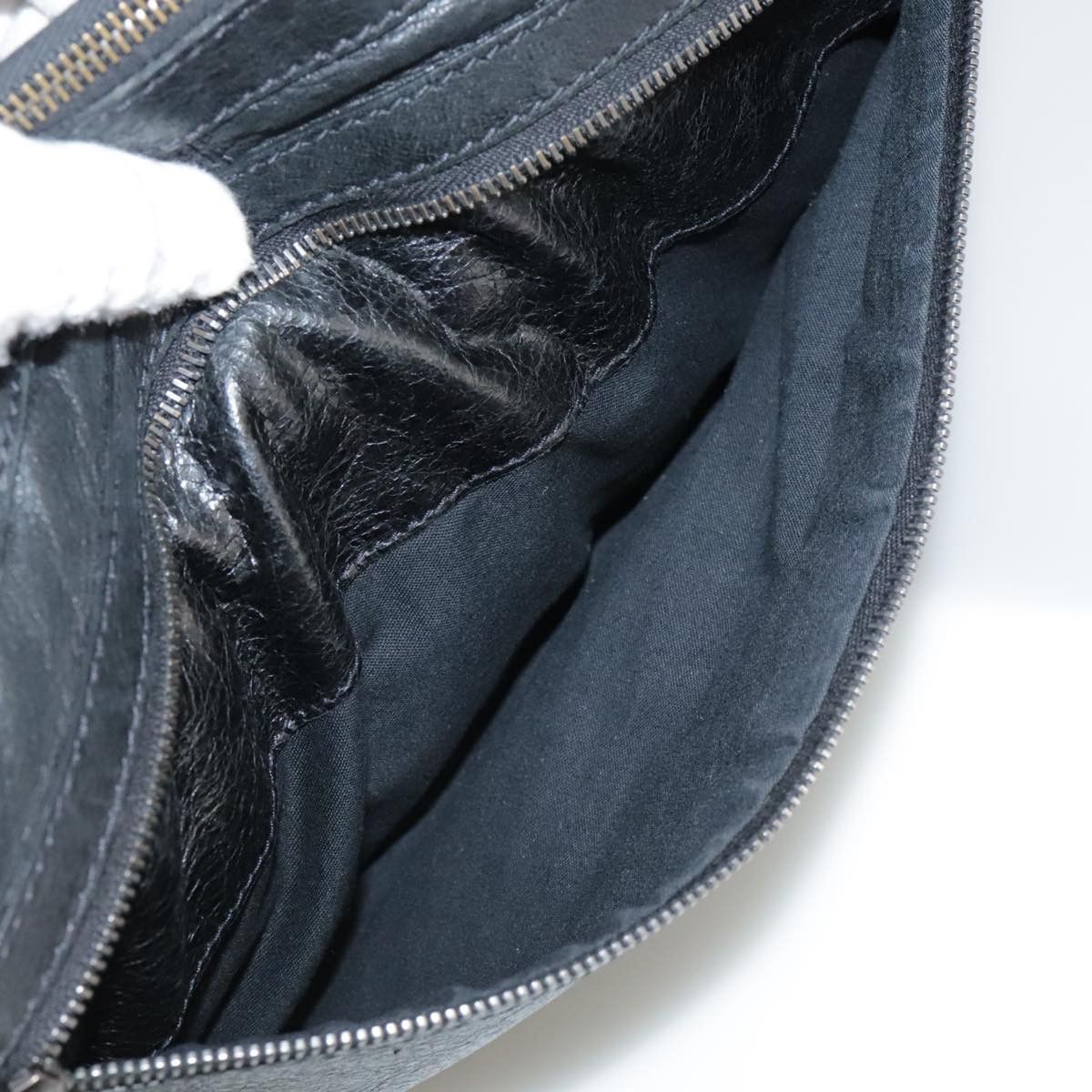 Balenciaga Clip Black Leather Clutch Bag (Pre-Owned) Size ONE SIZE - 17 Thumbnail