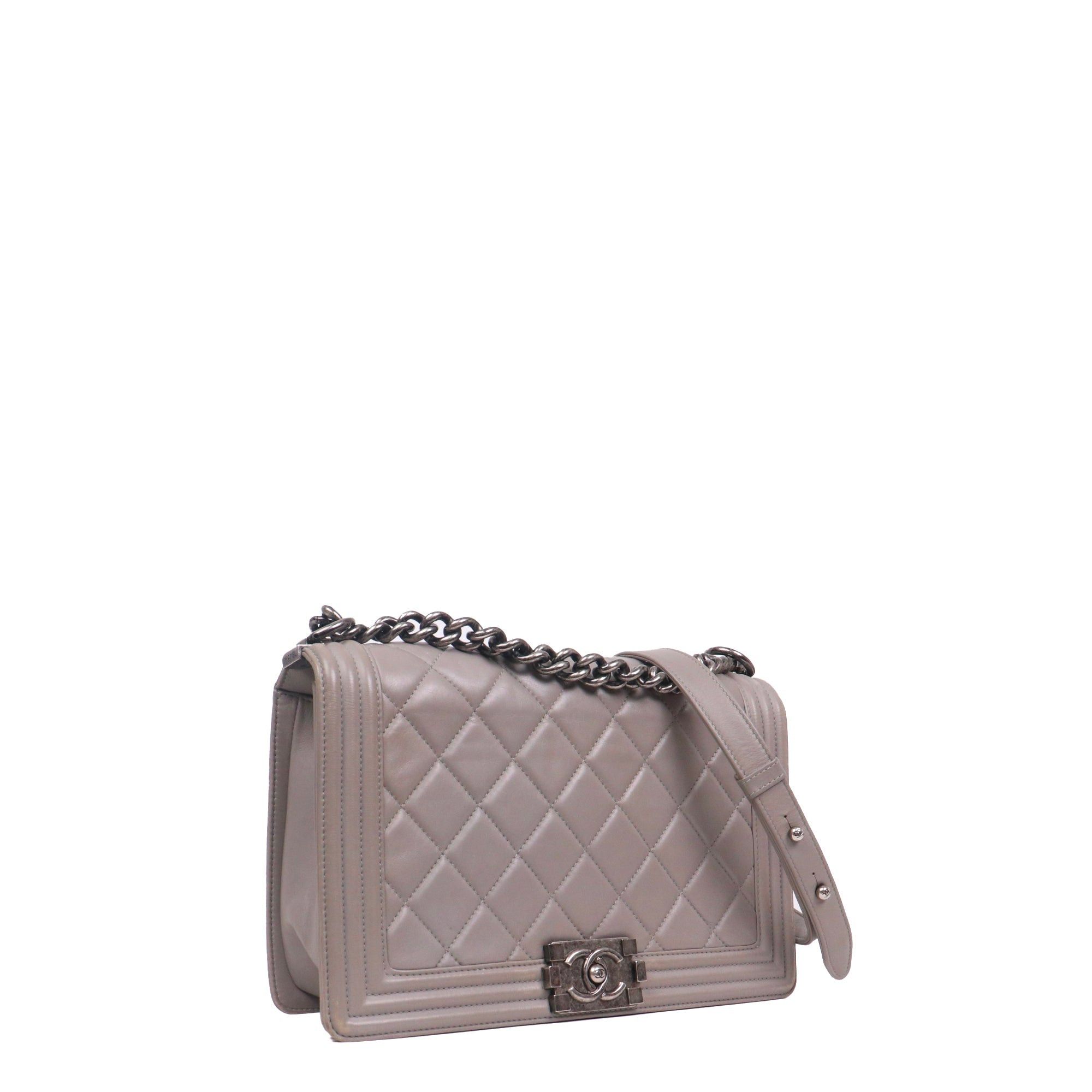Chanel CHANEL - Boy Chanel shoulder bag in gray leather Size ONE SIZE - 2 Thumbnail