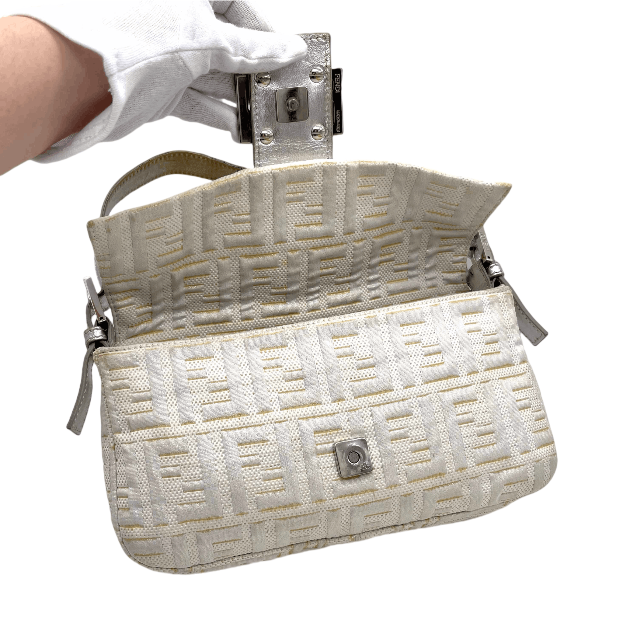 Fendi Fendi Zucca Motif Mamma Bucket Pm Shoulder Bag Size ONE SIZE - 10 Thumbnail