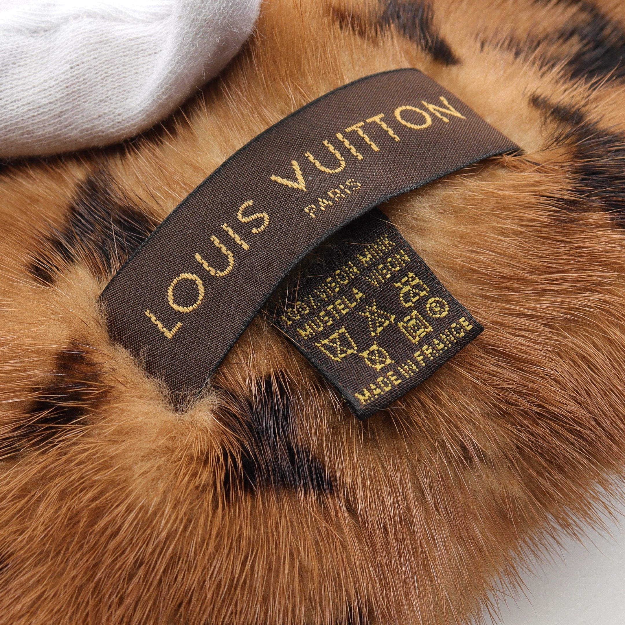 Louis Vuitton Louis Vuitton Écharpe Vizon Scarf Mink Fur Brown Black Size ONE SIZE - 2 Thumbnail