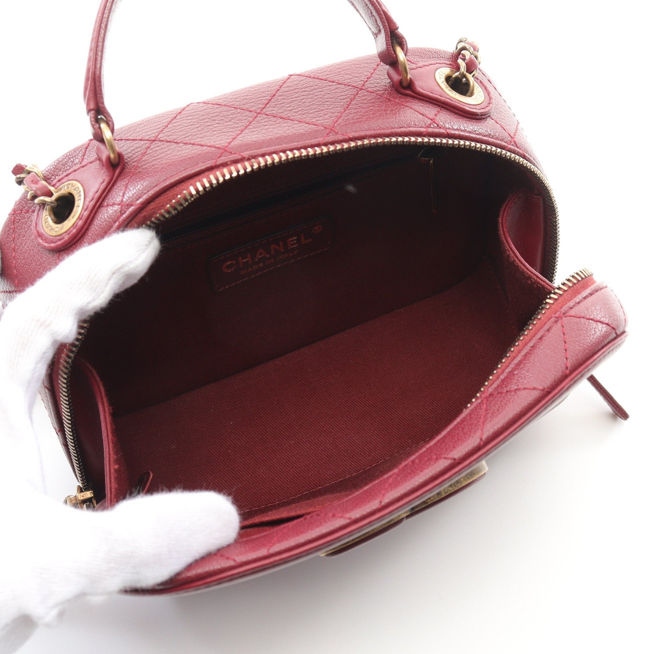 Chanel Chanel Matelasse Vanity Bag Chain Shoulder Leather Bordeaux Antique Gold Hardware Size ONE SIZE - 3 Thumbnail