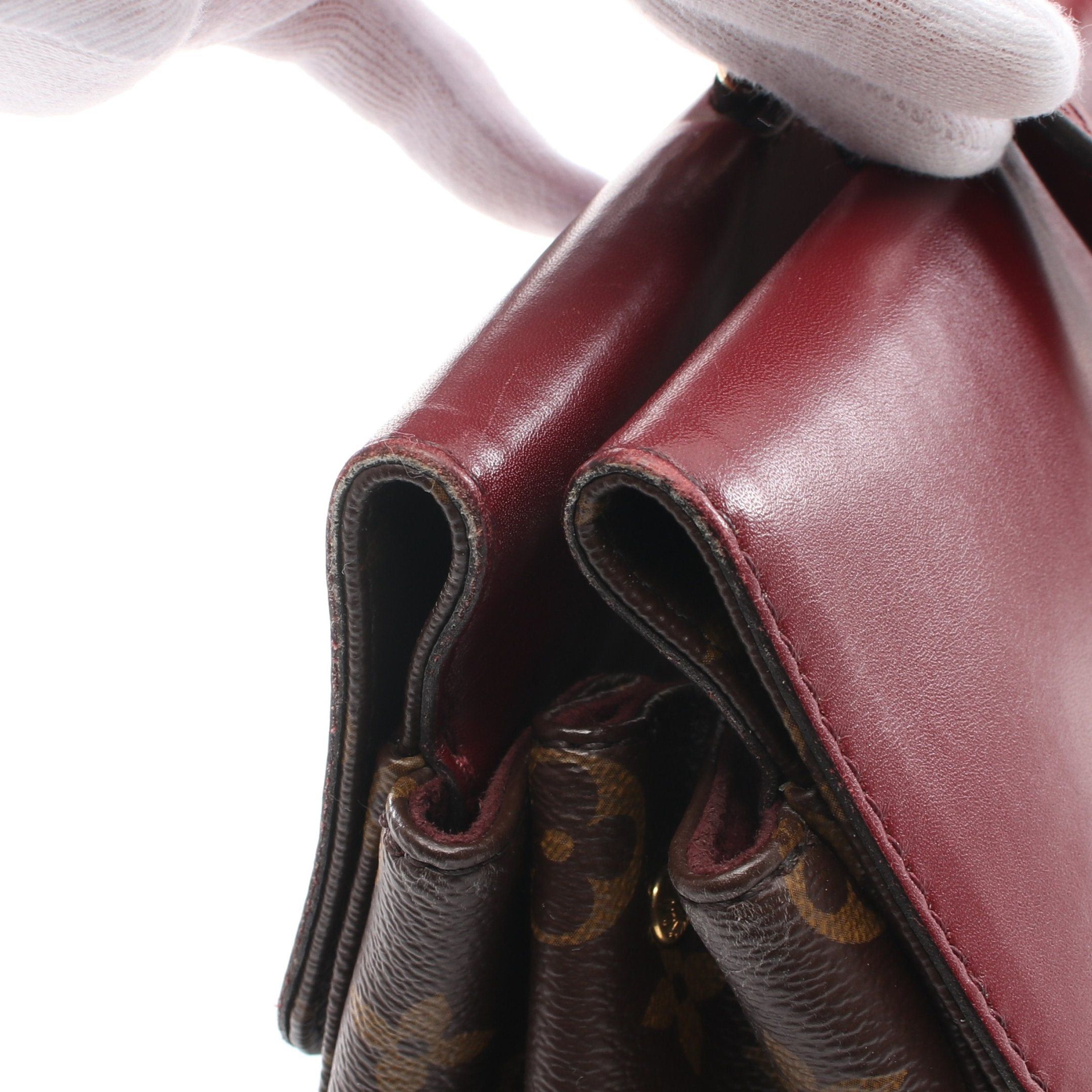 Louis Vuitton Louis Vuitton Venus Leysin Monogram Handbag Tote Bag Leather Brown Bordeaux Size ONE SIZE - 6 Thumbnail