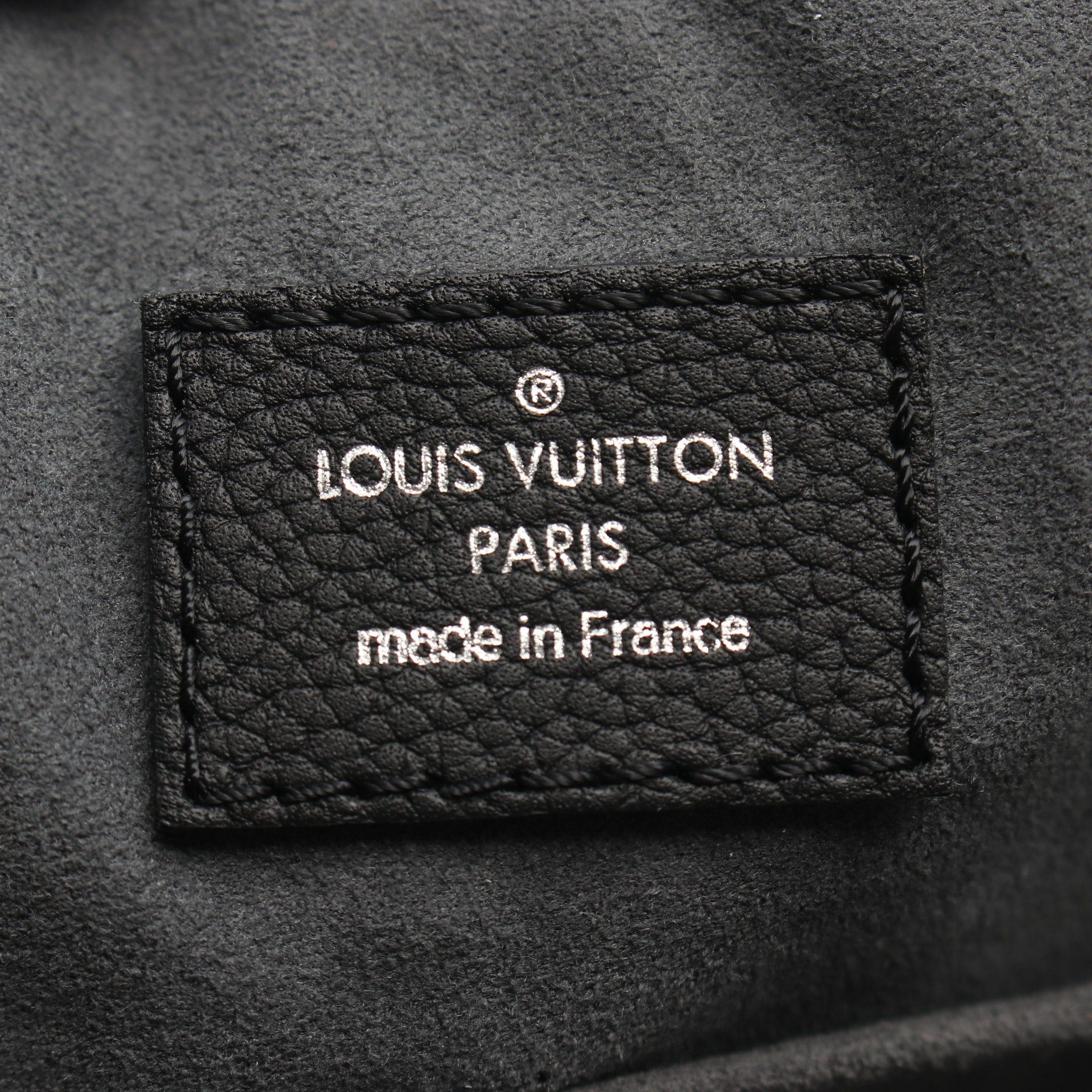 Louis Vuitton Louis Vuitton Omea Haumea Mahina Noir Handbag Leather Black Size ONE SIZE - 4 Thumbnail