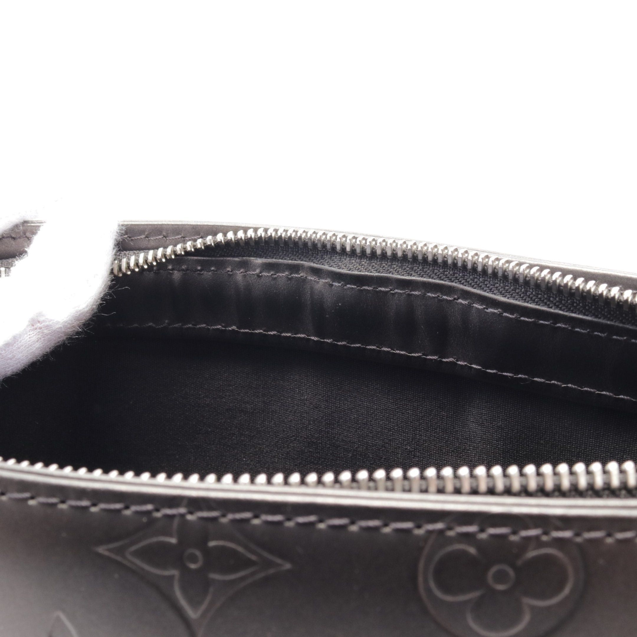 Louis Vuitton Louis Vuitton Stockton Monogram Mat Noir Handbag Leather Black Size ONE SIZE - 6 Thumbnail