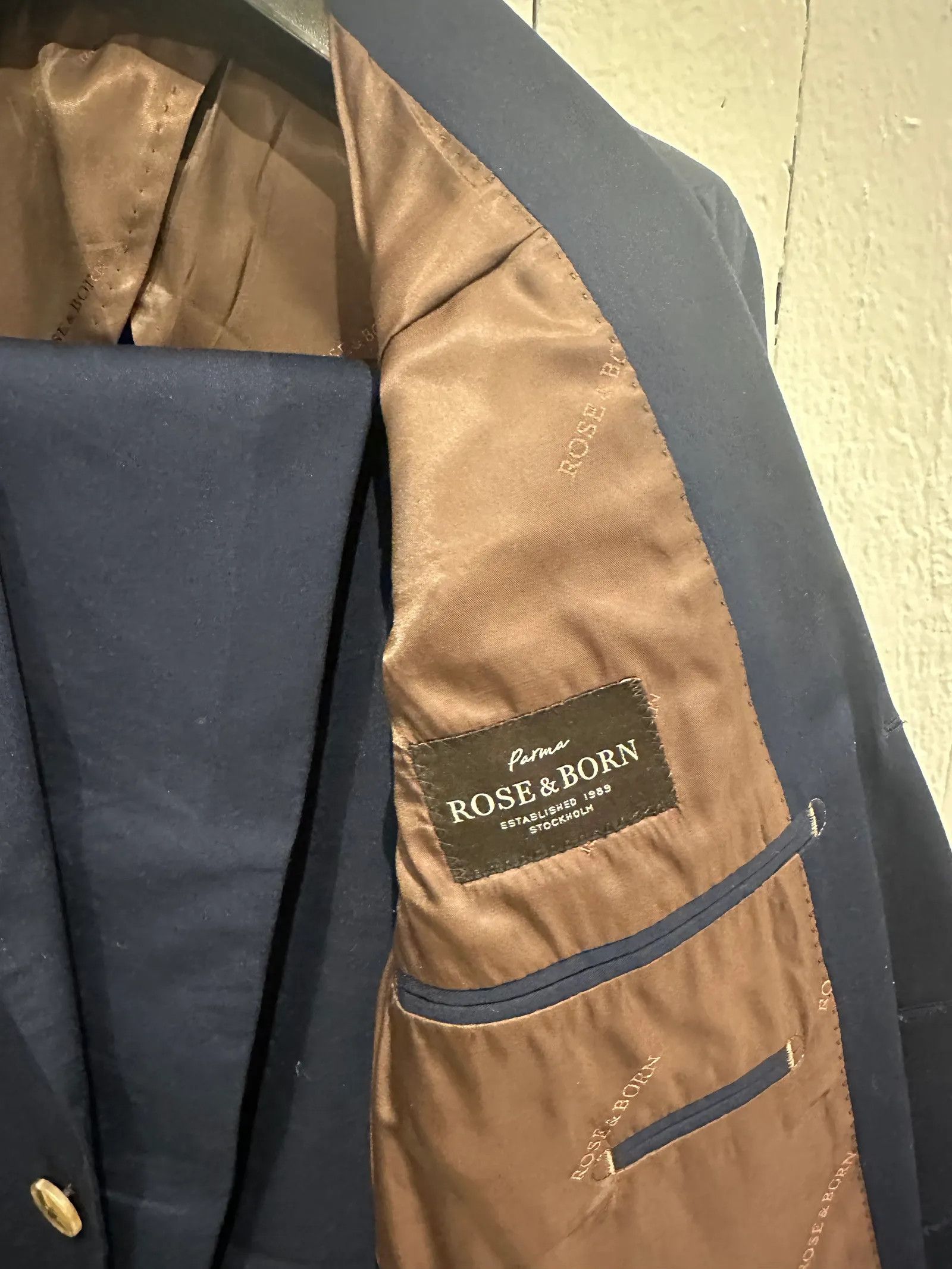 Born Rose & Born Suit Size 38R - 2 Thumbnail