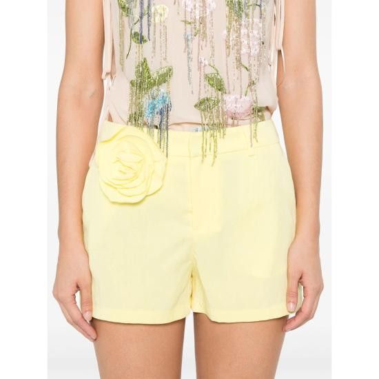 Blumarine BLUMARINE Women Shorts & Burmudas 2P180A N0220 YELLOW Size 28" / US 6 / IT 42 - 2 Thumbnail