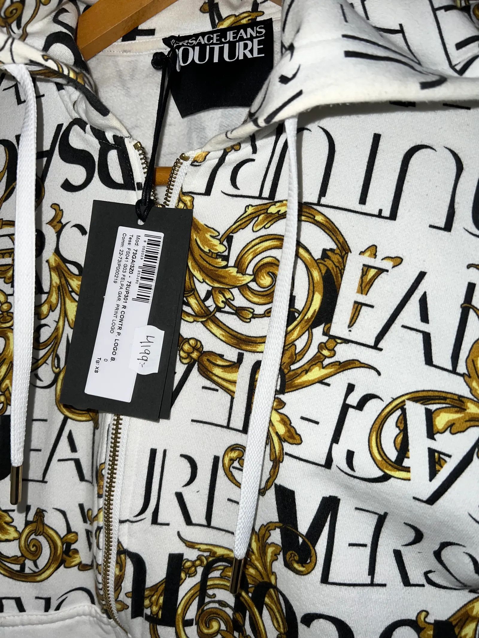 Versace Versace 74UP301 R CONTR DOODLE LOGO Sweatshirt Size US S / EU 44-46 / 1 - 3 Thumbnail