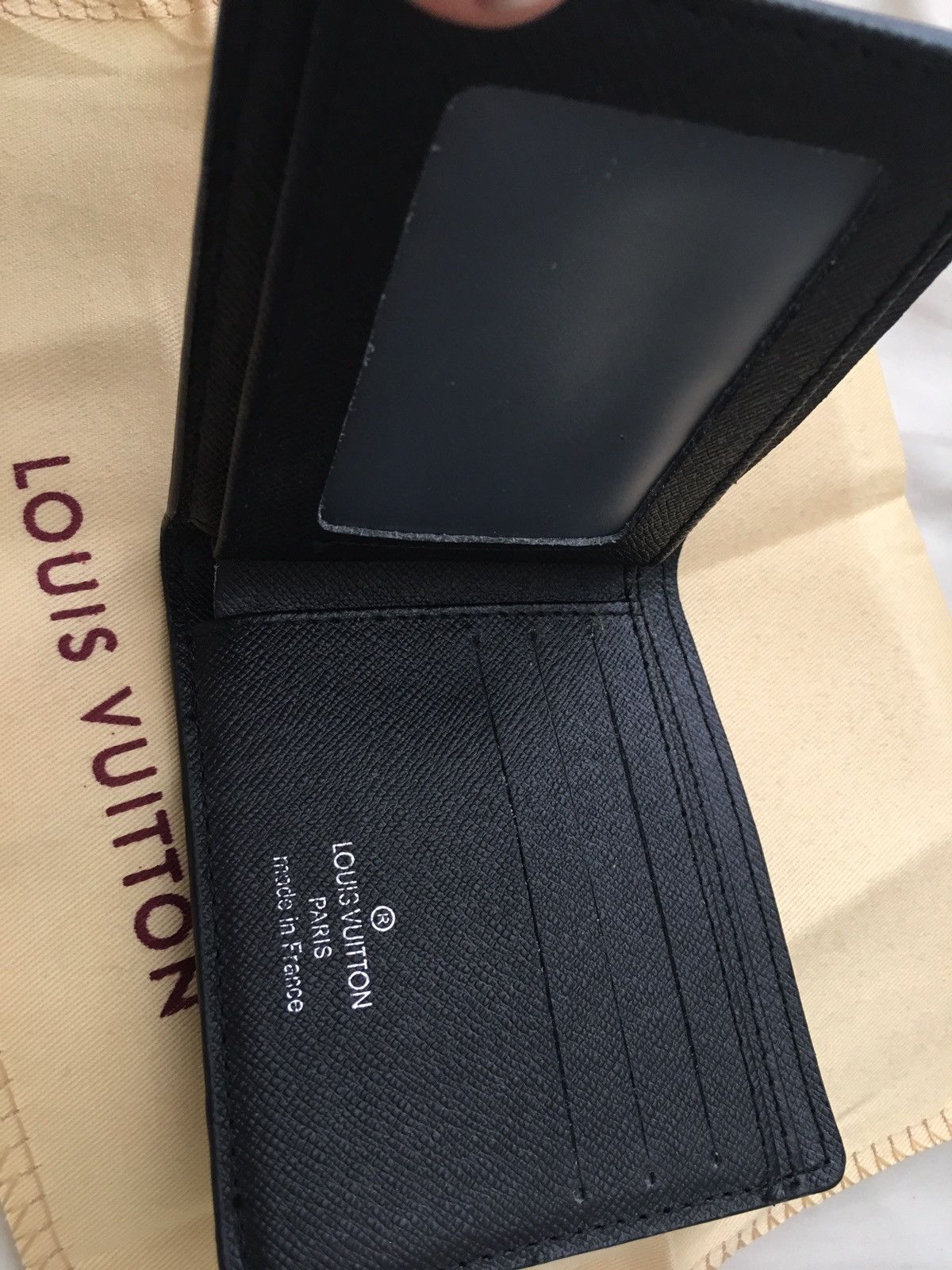 Louis Vuitton New Men's Wallet - Black Size ONE SIZE - 4 Thumbnail