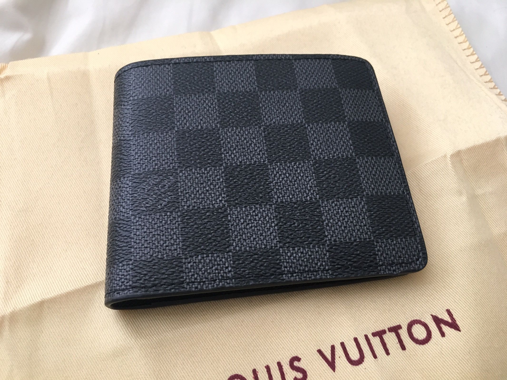 Louis Vuitton New Men's Wallet - Black Size ONE SIZE - 2 Preview