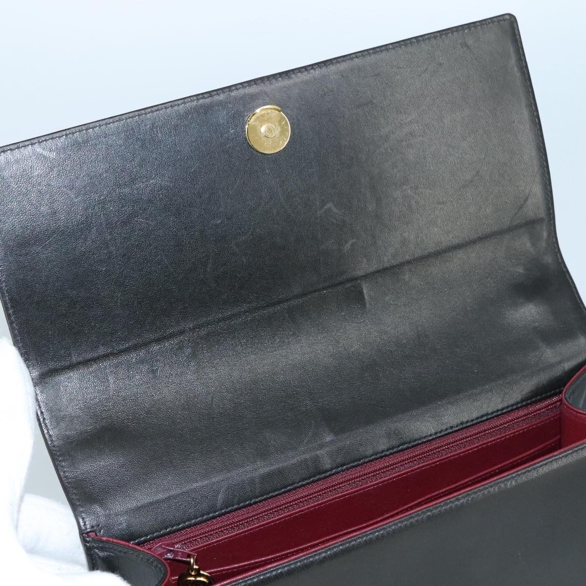 Chanel Cc Black Leather Handbag (Pre-Owned) Size ONE SIZE - 19 Thumbnail