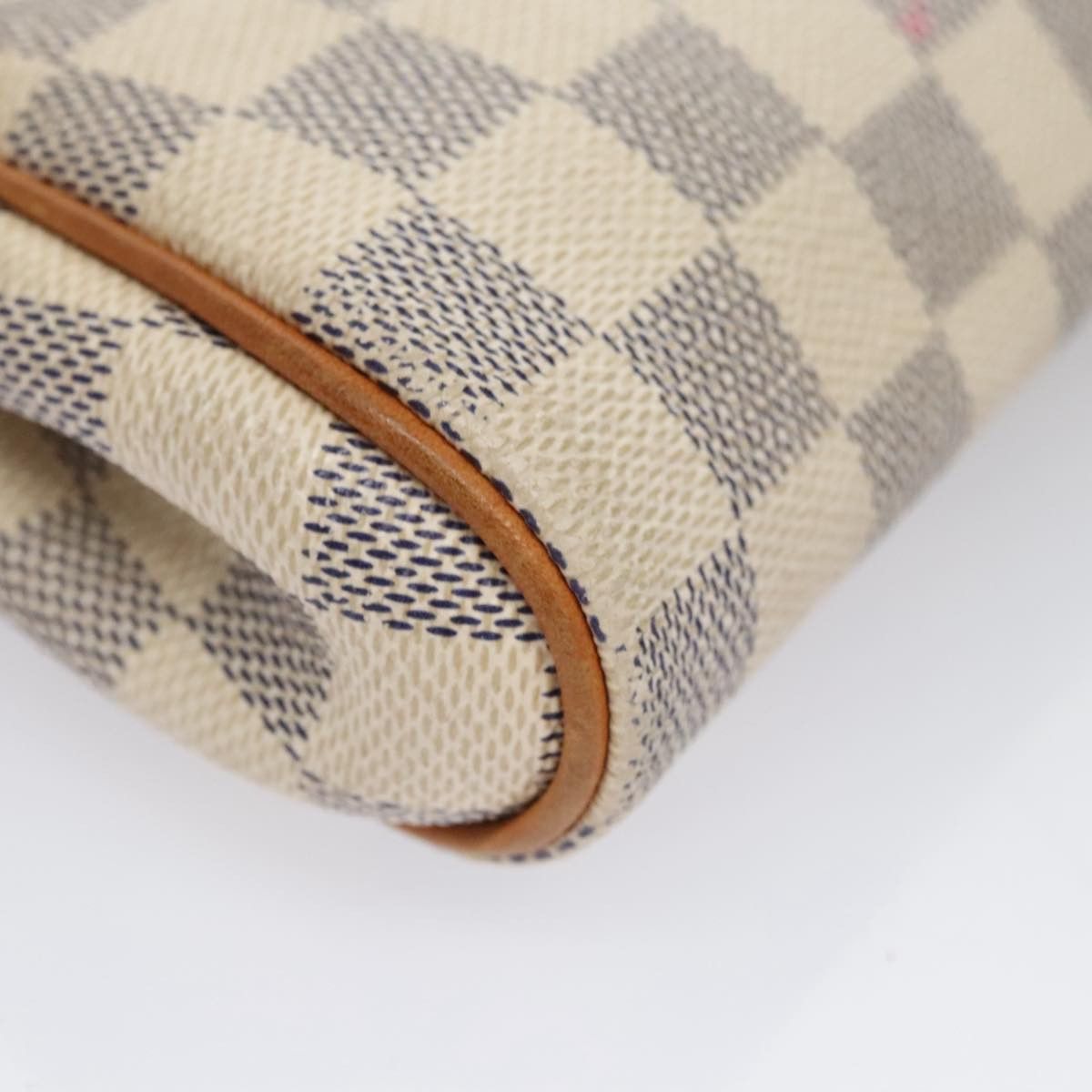 Louis Vuitton Eva White Canvas Shoulder Bag (Pre-Owned) Size ONE SIZE - 7 Thumbnail