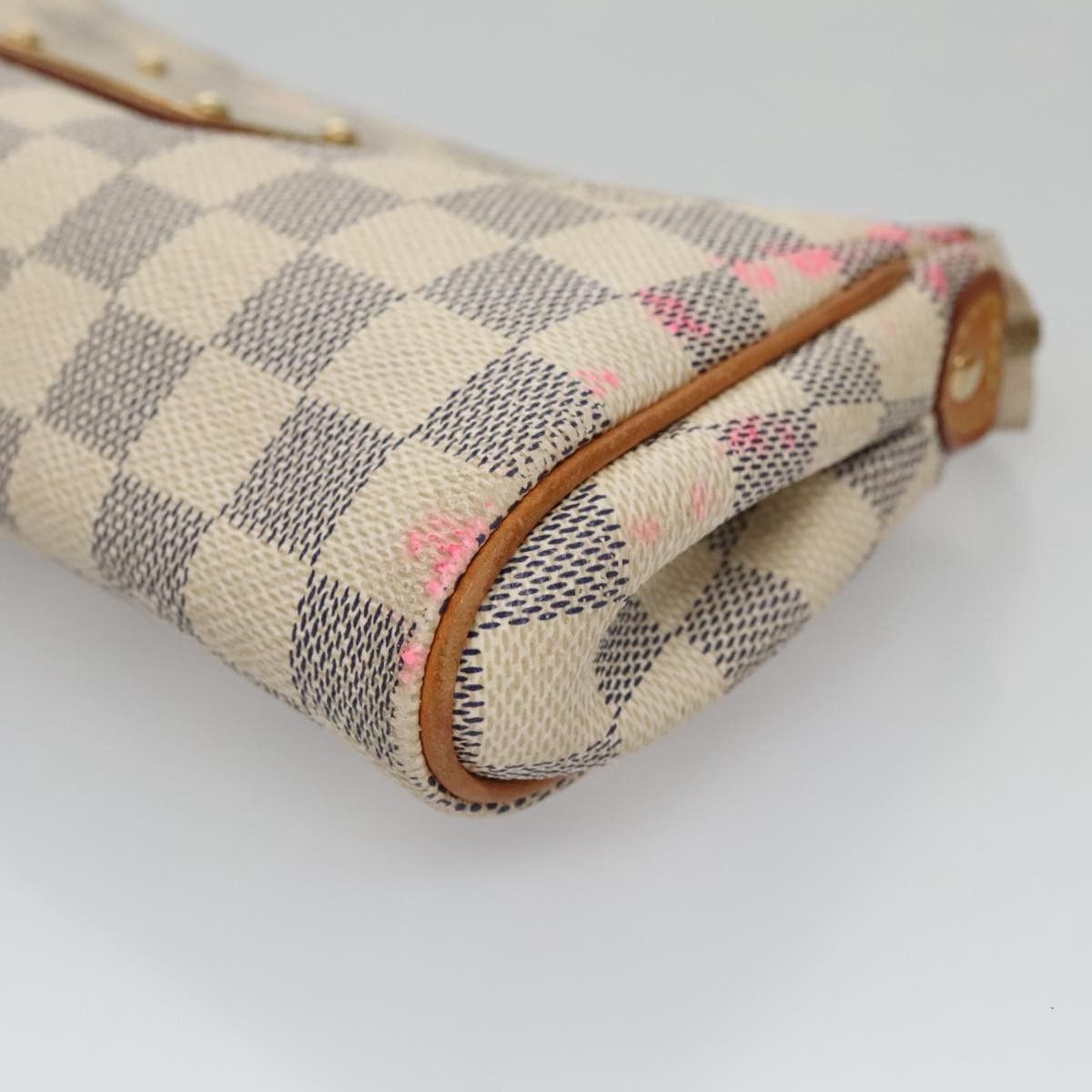 Louis Vuitton Eva White Canvas Shoulder Bag (Pre-Owned) Size ONE SIZE - 8 Thumbnail