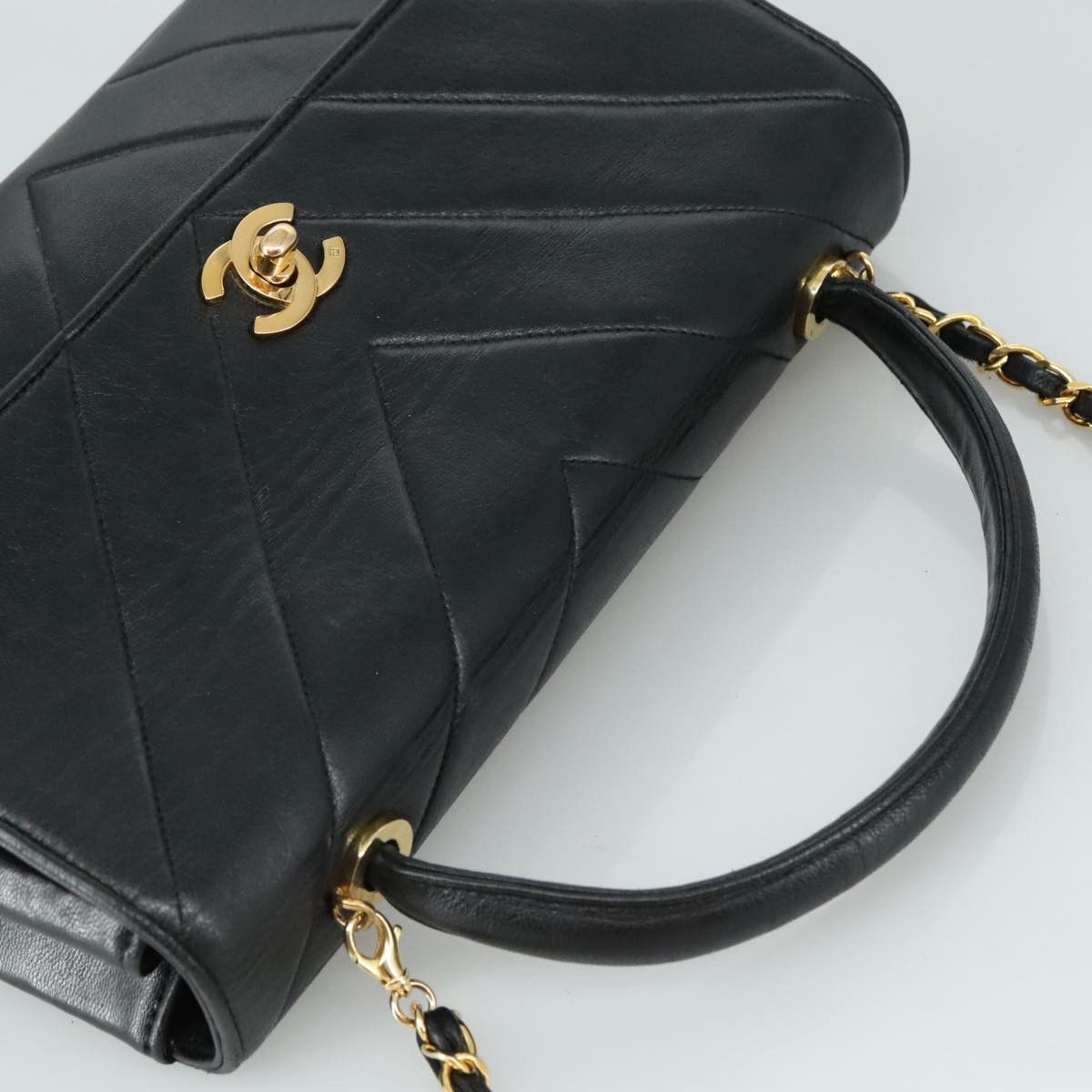 Chanel Coco Handle Black Leather Handbag (Pre-Owned) Size ONE SIZE - 16 Thumbnail