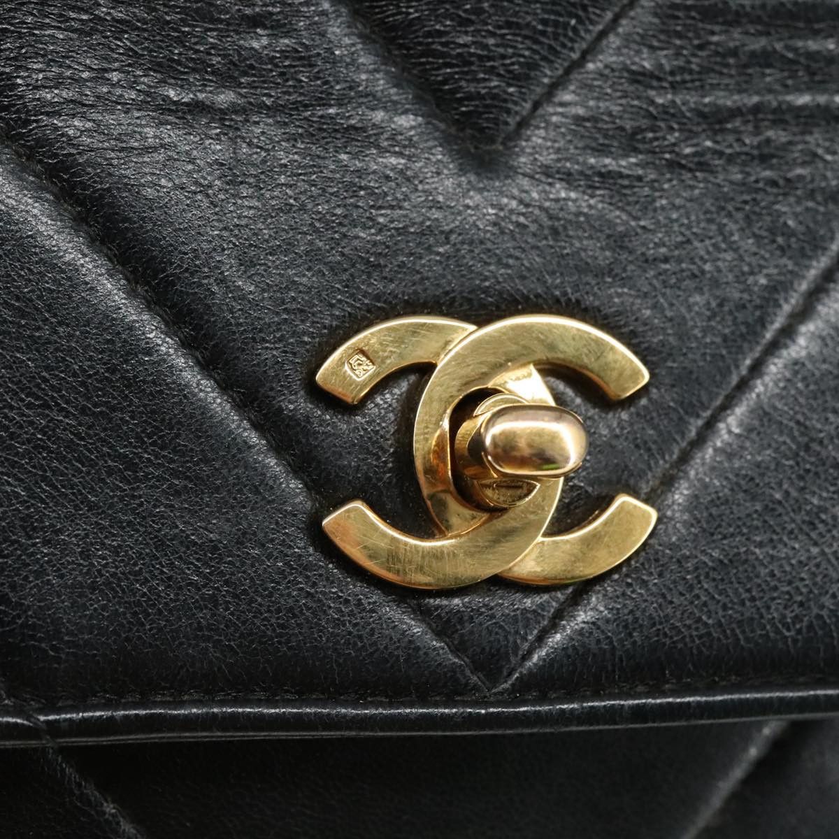 Chanel Coco Handle Black Leather Handbag (Pre-Owned) Size ONE SIZE - 11 Thumbnail