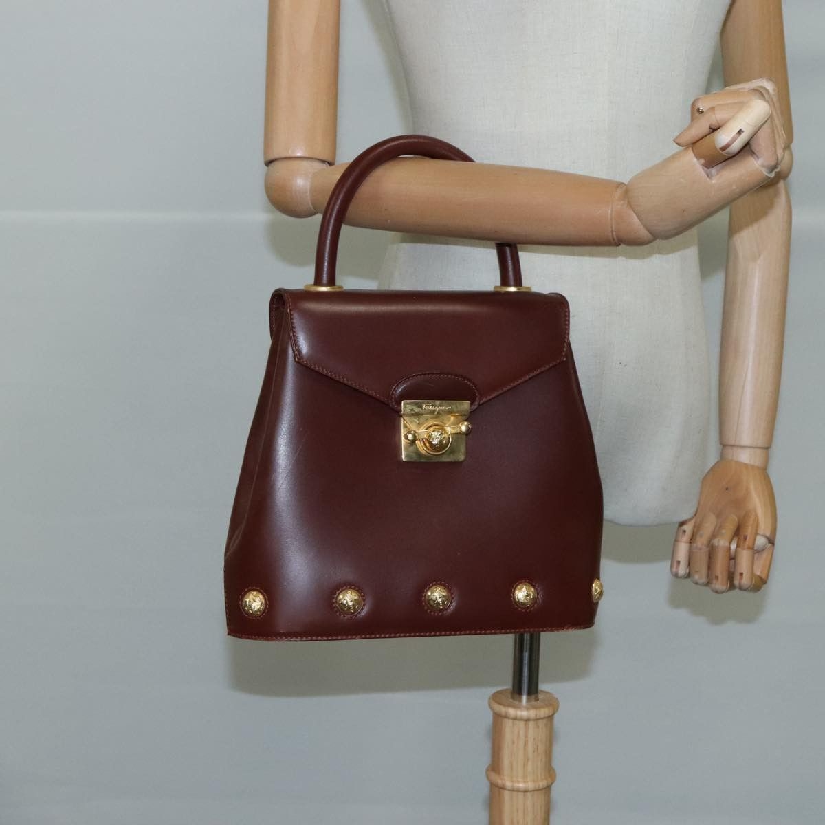 Salvatore Ferragamo Brown Leather Handbag (Pre-Owned) Size ONE SIZE - 14 Thumbnail