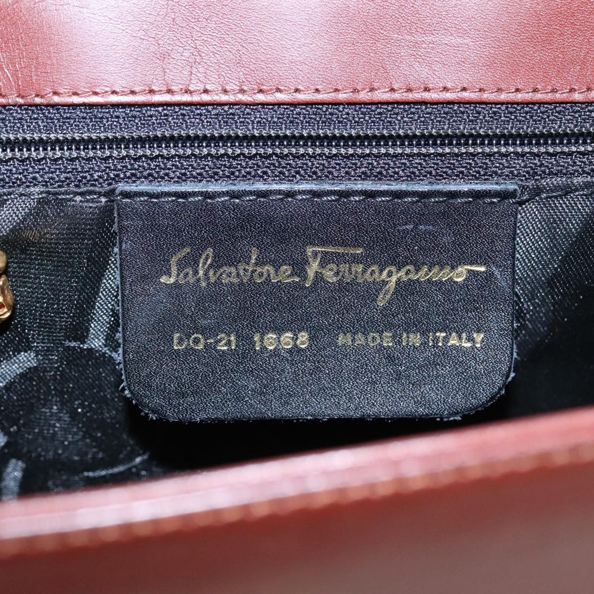 Salvatore Ferragamo Brown Leather Handbag (Pre-Owned) Size ONE SIZE - 13 Thumbnail