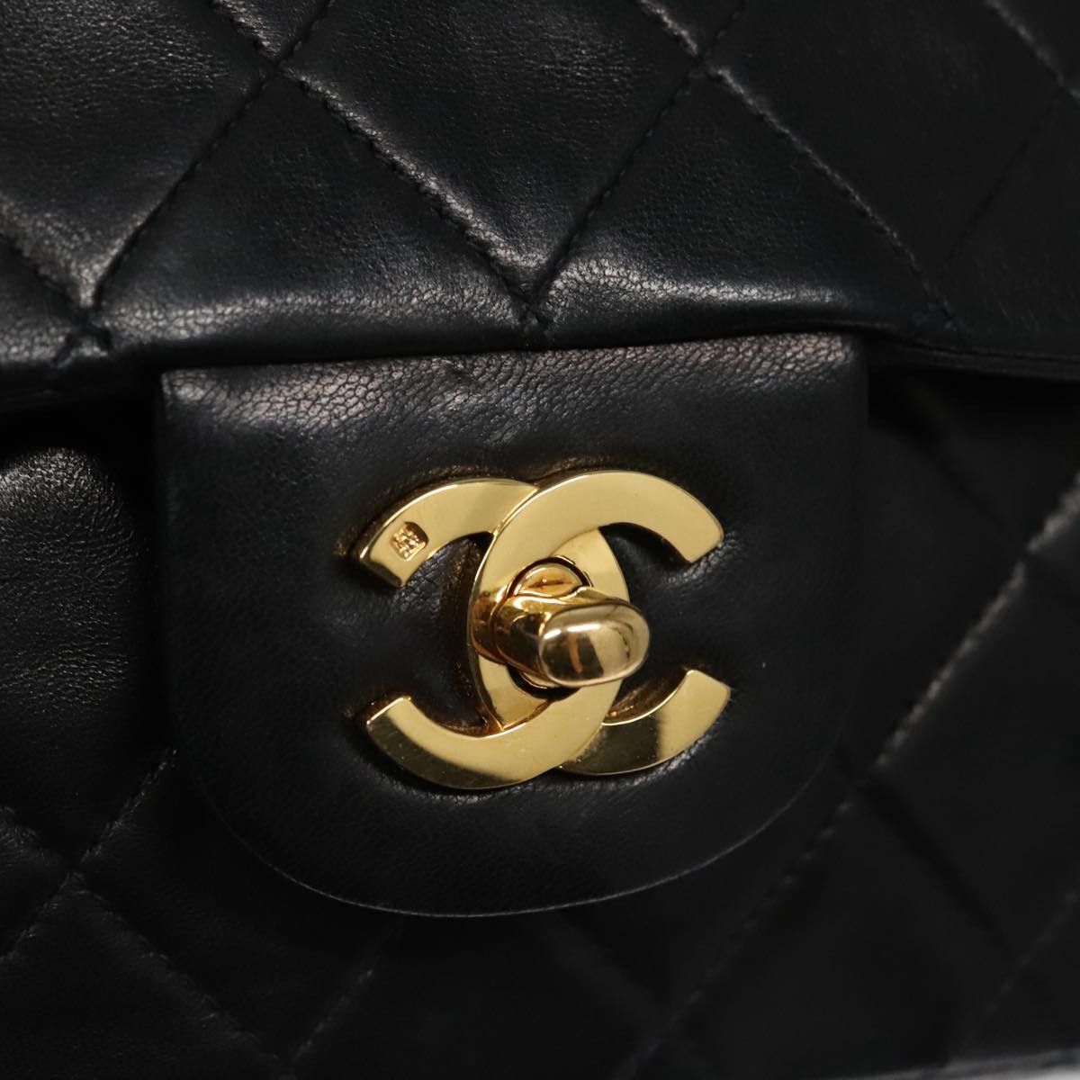 Chanel Timeless Black Leather Shoulder Bag (Pre-Owned) Size ONE SIZE - 11 Thumbnail