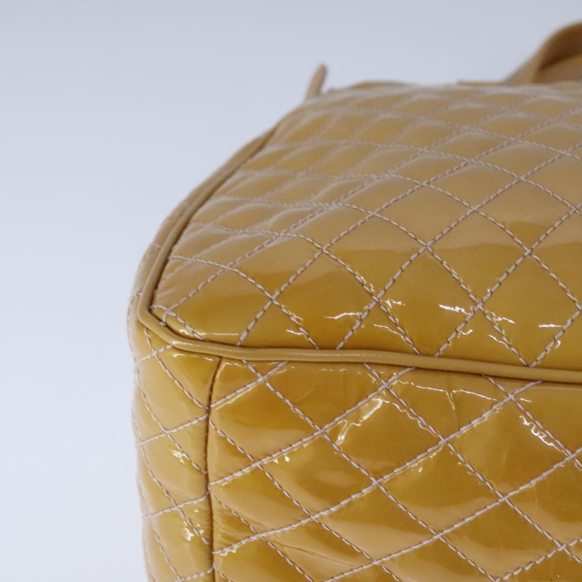 Salvatore Ferragamo Vara Yellow Patent Leather Handbag (Pre-Owned) Size ONE SIZE - 8 Thumbnail