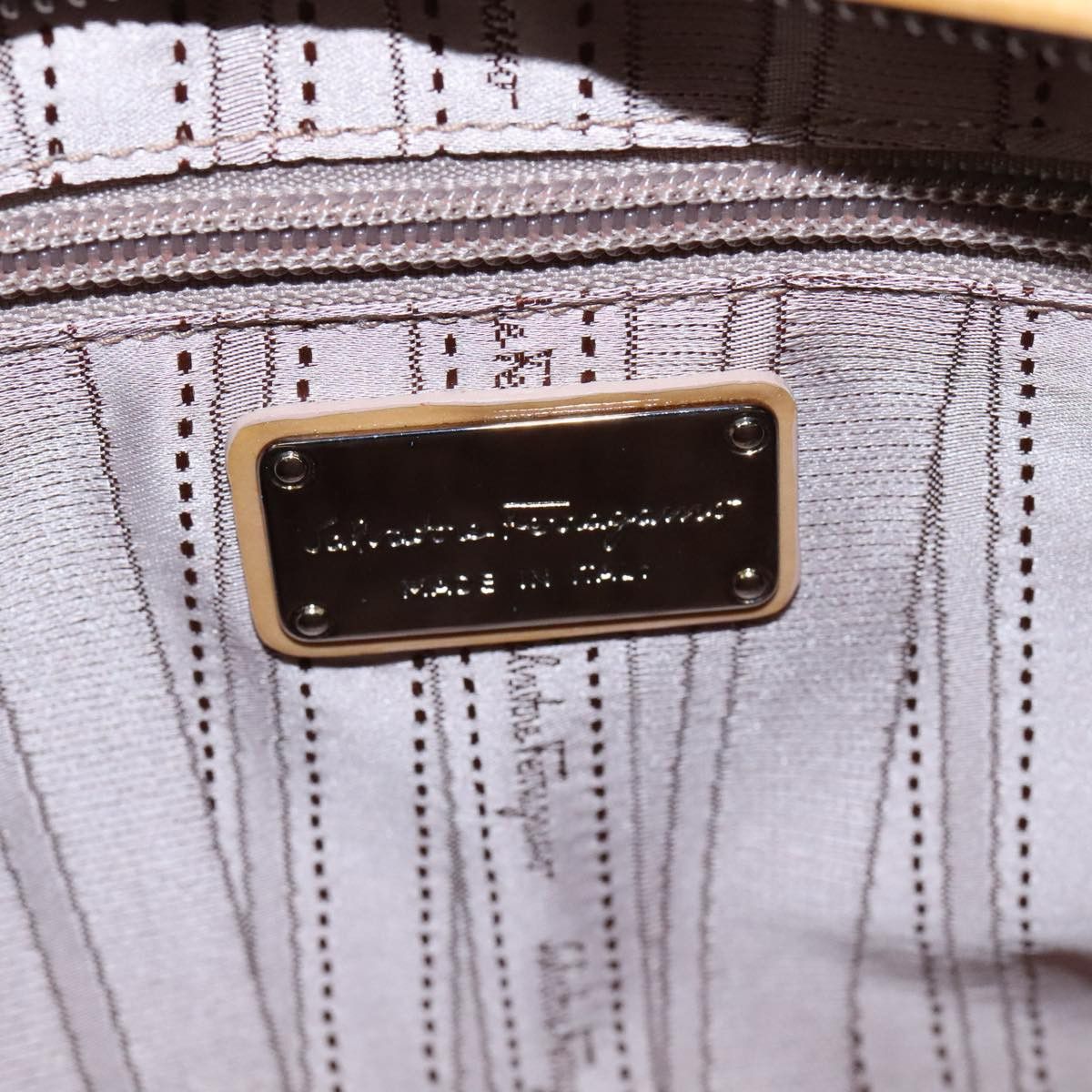Salvatore Ferragamo Vara Yellow Patent Leather Handbag (Pre-Owned) Size ONE SIZE - 15 Thumbnail