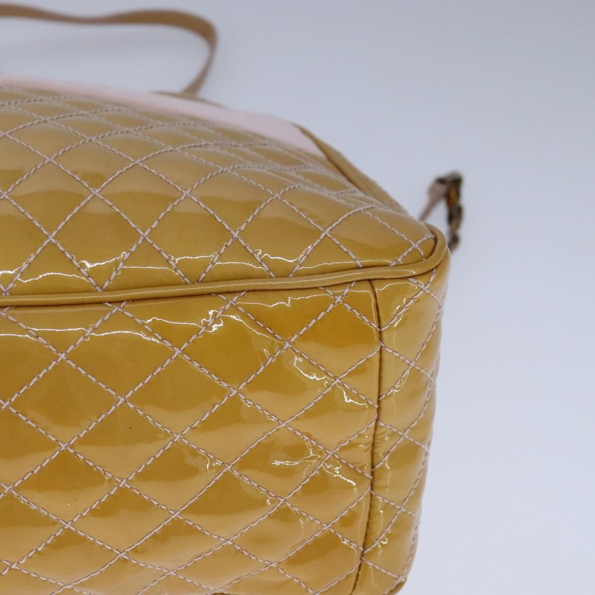 Salvatore Ferragamo Vara Yellow Patent Leather Handbag (Pre-Owned) Size ONE SIZE - 7 Thumbnail