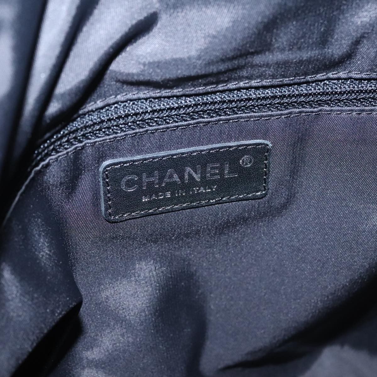 Chanel Travel Line Black Synthetic Shoulder Bag (Pre-Owned) Size ONE SIZE - 17 Thumbnail