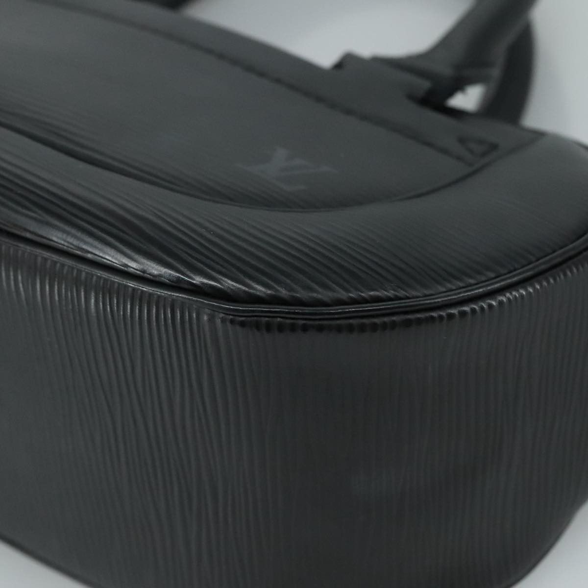Louis Vuitton Danura Black Leather Handbag (Pre-Owned) Size ONE SIZE - 8 Thumbnail