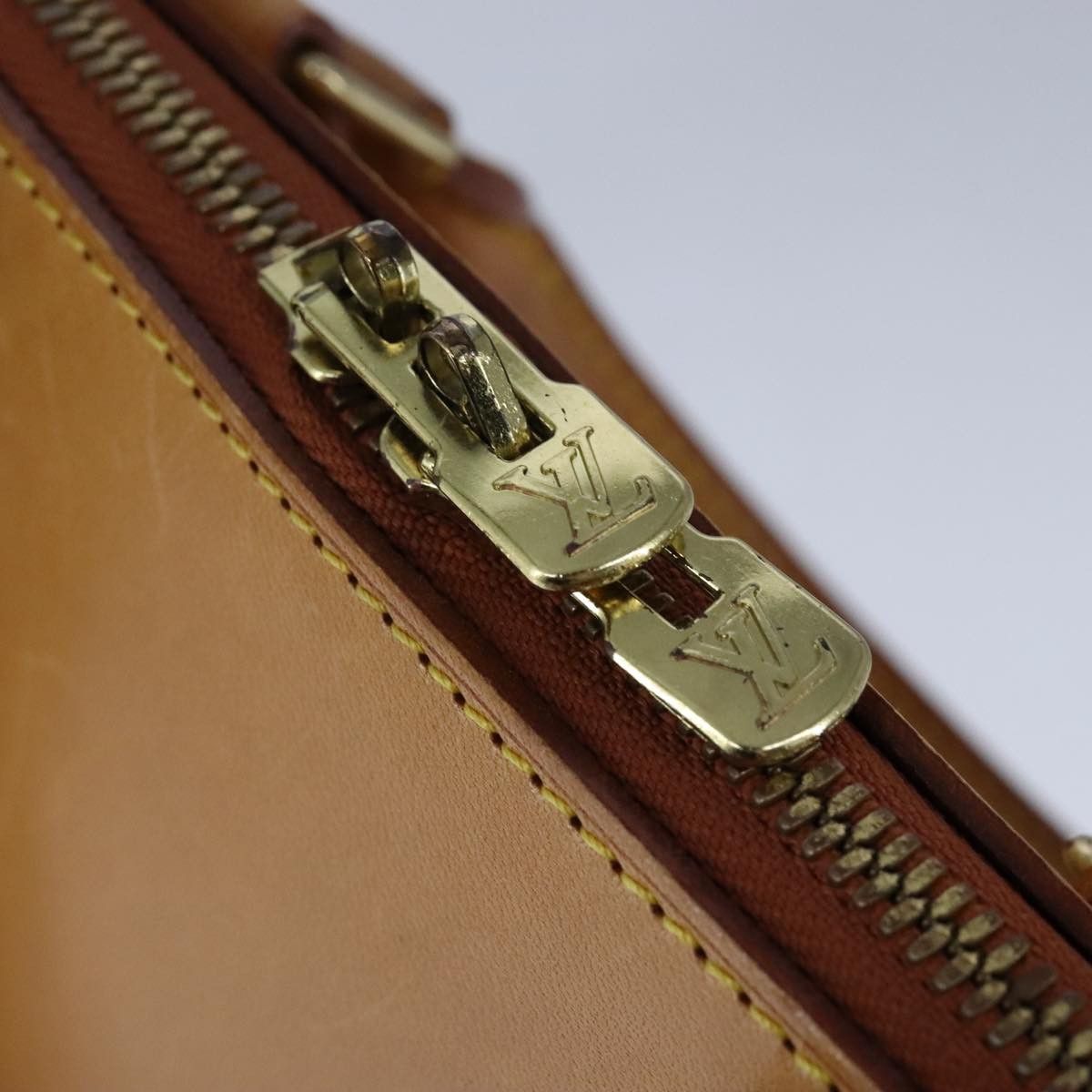 Louis Vuitton Alma Brown Leather Handbag (Pre-Owned) Size ONE SIZE - 13 Thumbnail