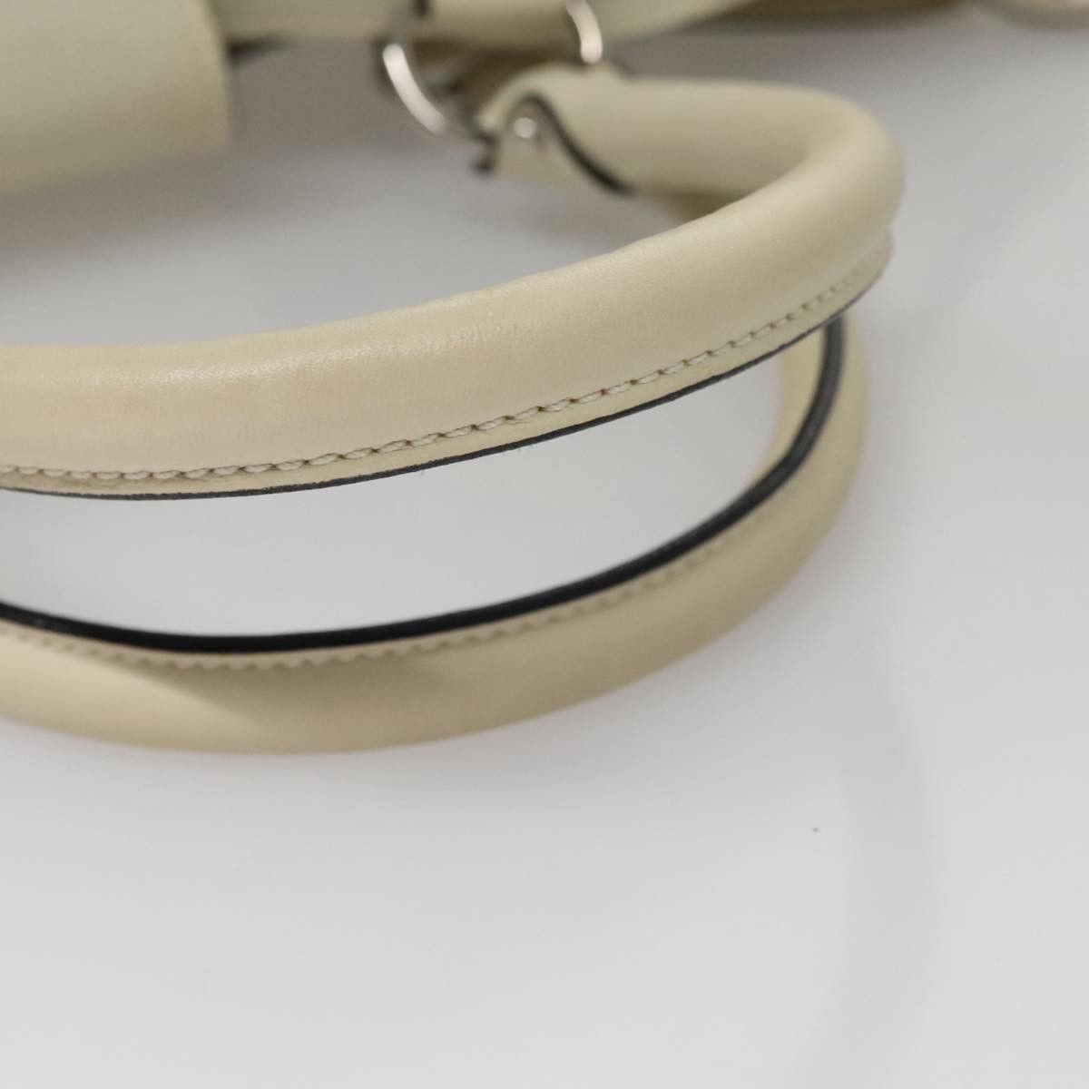 Salvatore Ferragamo Gancini White Leather Handbag (Pre-Owned) Size ONE SIZE - 11 Thumbnail