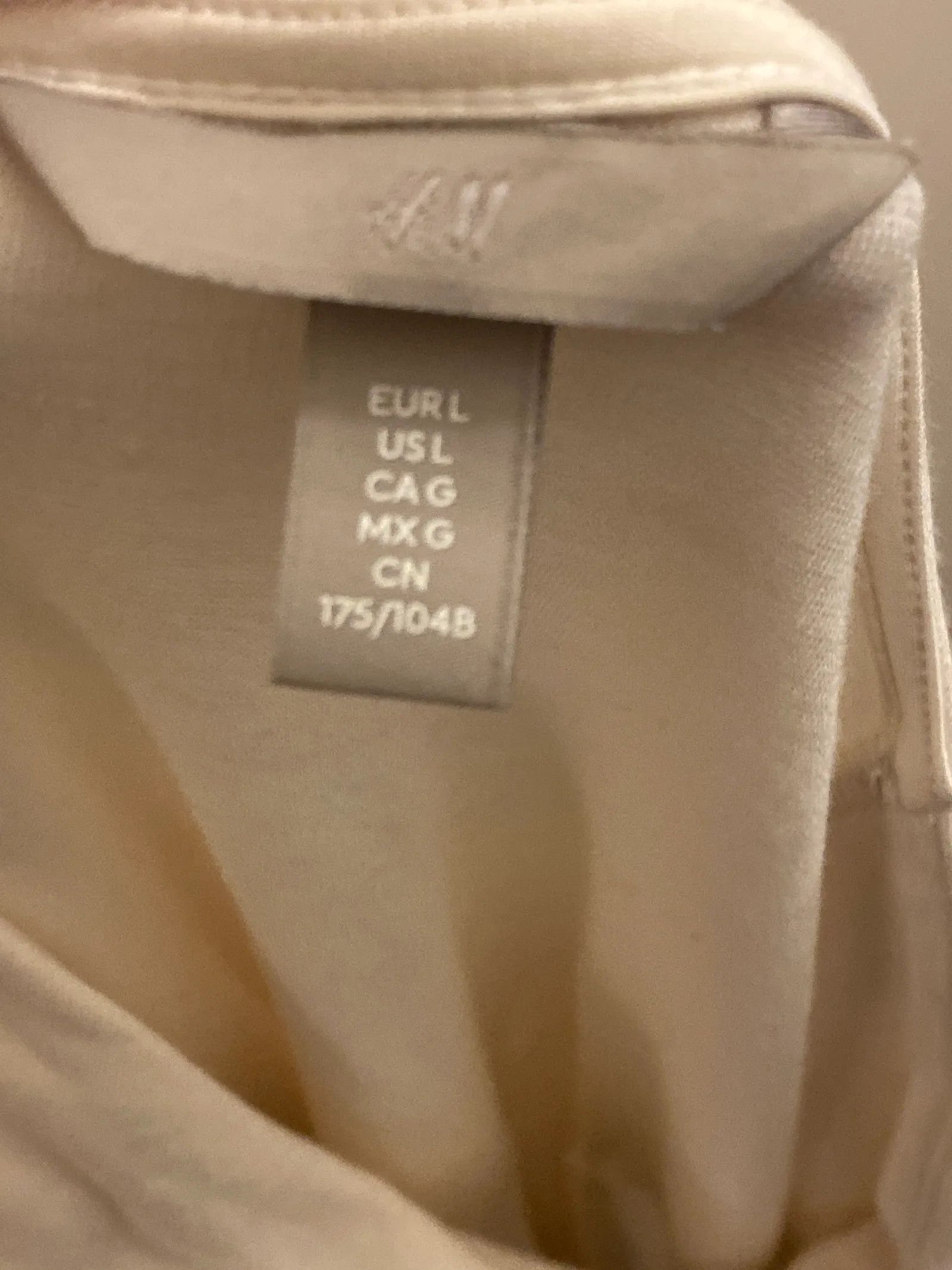 H&M H&M Sweater Size L / US 10 / IT 46 - 2 Thumbnail