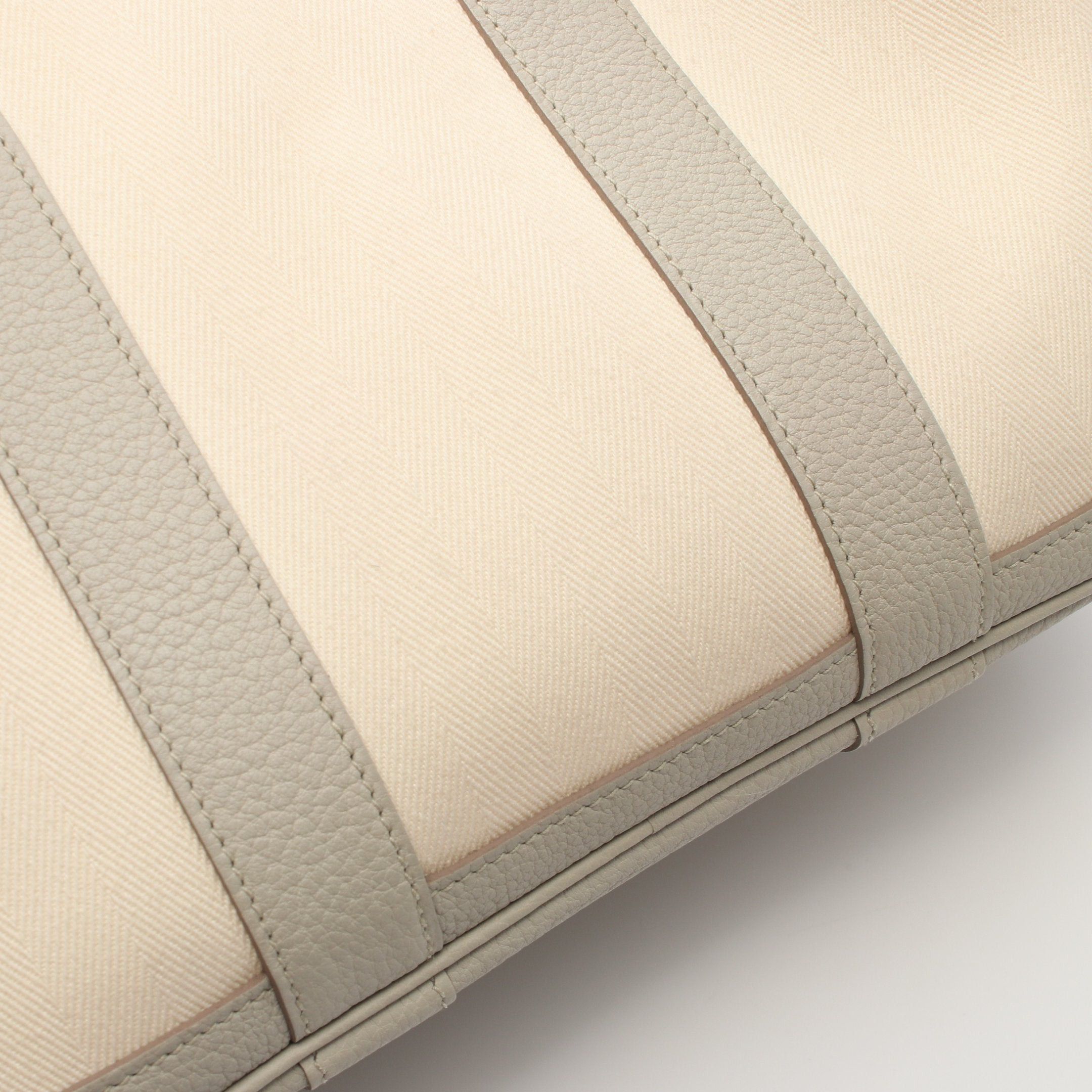 Hermes Hermes Garden Party Tpm Nata Betton Handbag Tote Bag Toile Chevron Leather Ivory Light Gray Silver Hardware Y Stamp Size ONE SIZE - 6 Thumbnail
