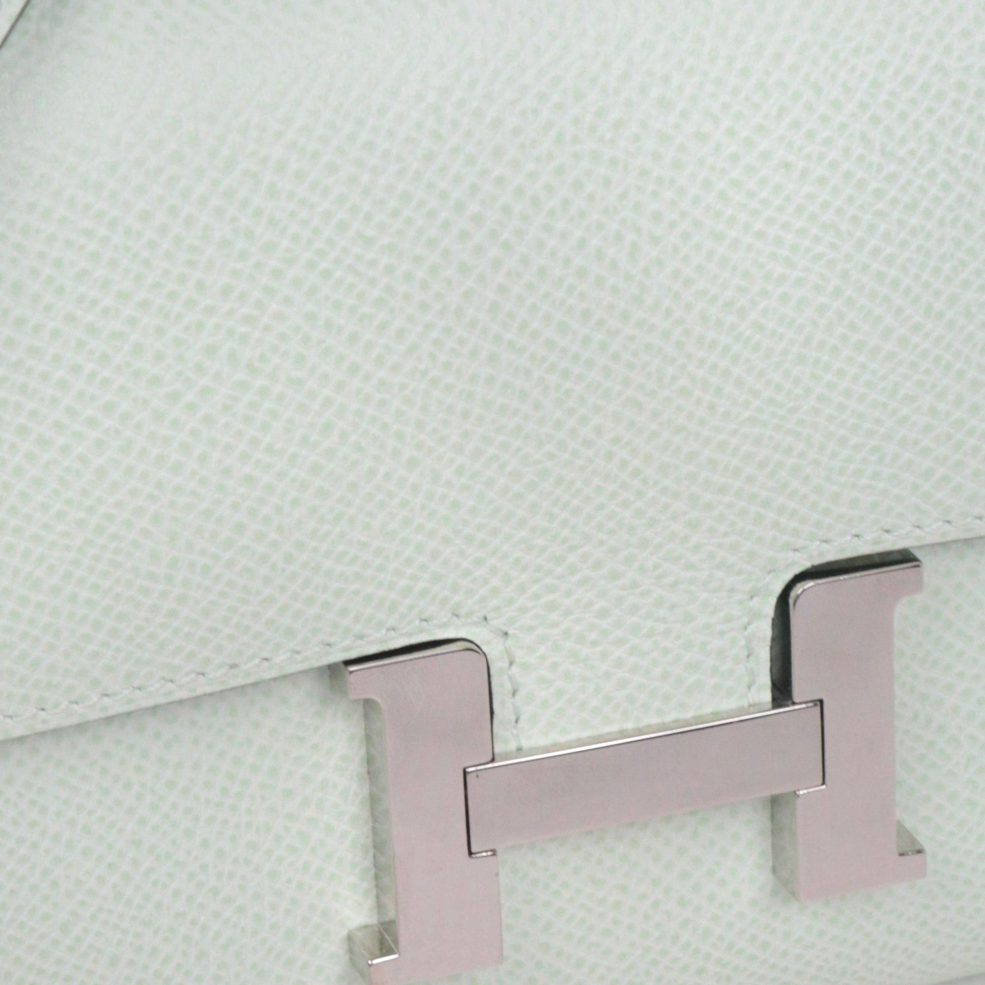 Hermes HERMÈS - Constance To Go Hermès shoulder bag in fizz green epsom leather Size ONE SIZE - 5 Thumbnail