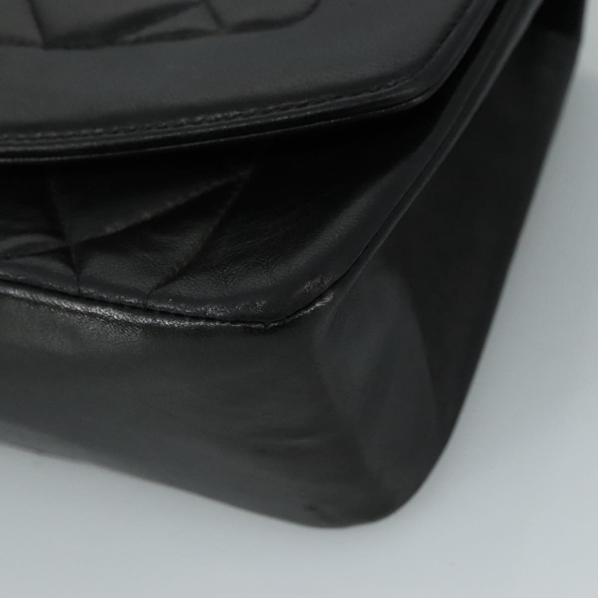 Chanel Diana Black Leather Shoulder Bag (Pre-Owned) Size ONE SIZE - 18 Thumbnail