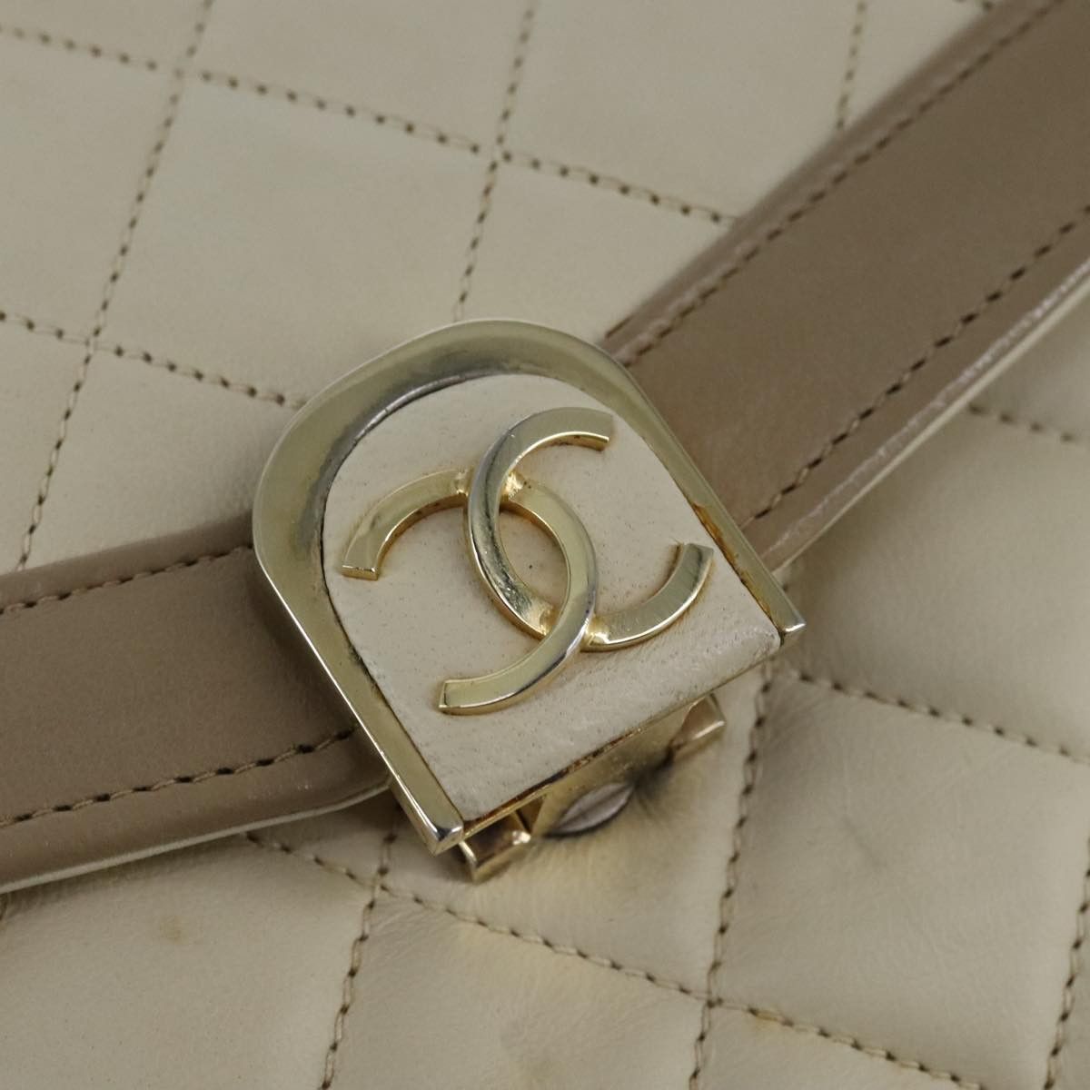 Chanel Single Flap Beige Leather Shoulder Bag (Pre-Owned) Size ONE SIZE - 8 Thumbnail