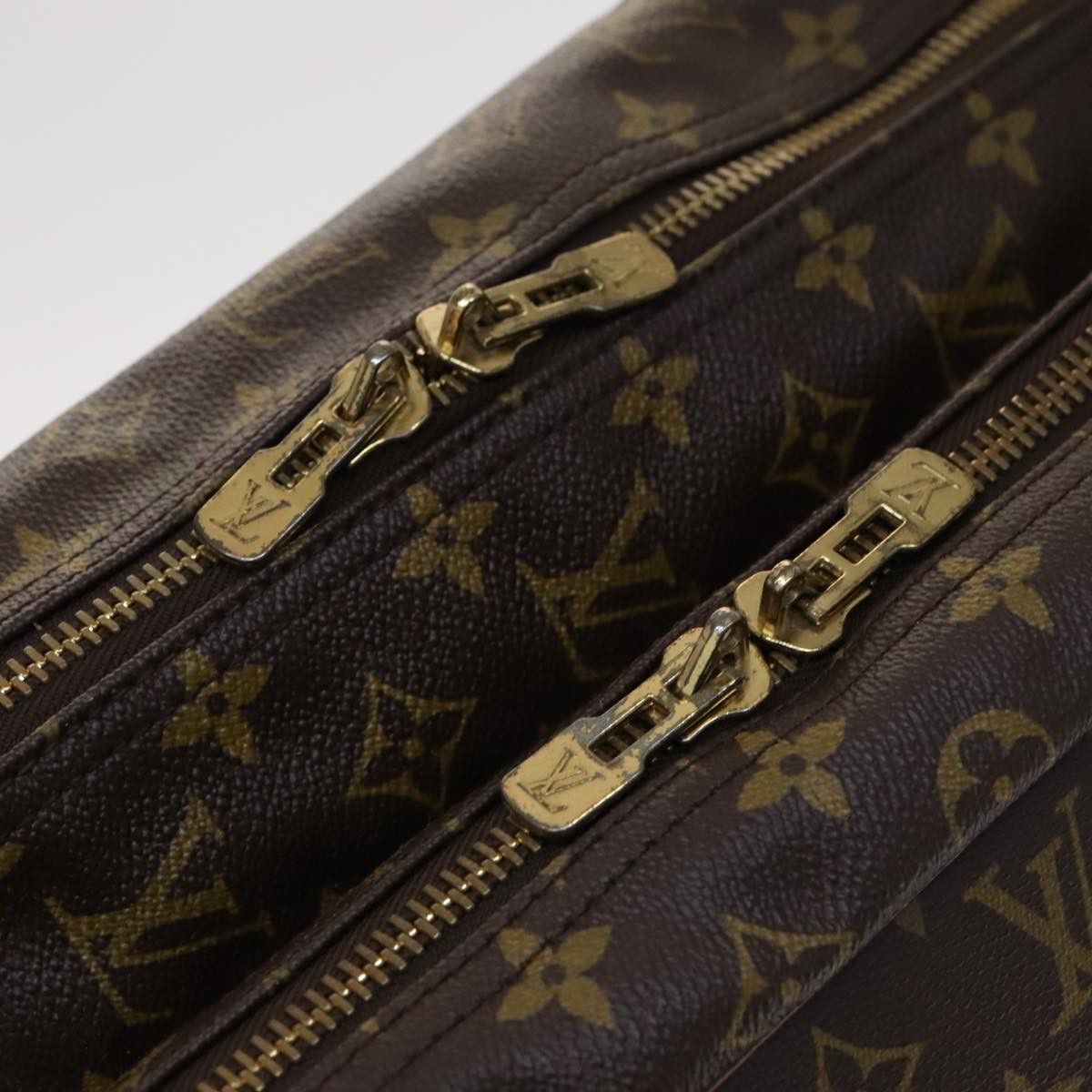 Louis Vuitton Sirius Brown Canvas Travel Bag (Pre-Owned) Size ONE SIZE - 7 Thumbnail