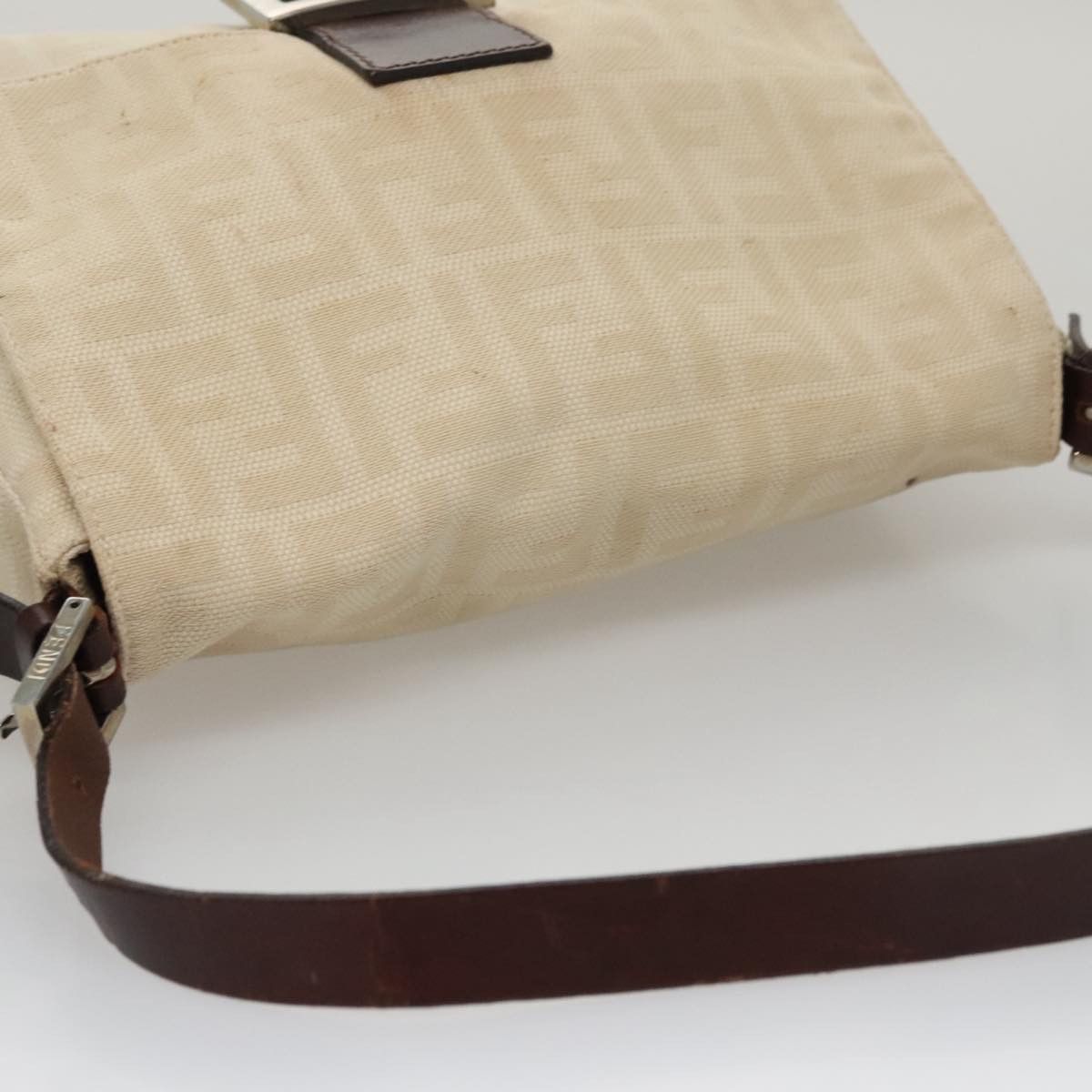Fendi Mamma Baguette Beige Canvas Shoulder Bag (Pre-Owned) Size ONE SIZE - 15 Thumbnail