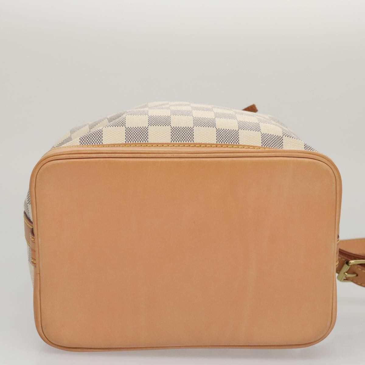Louis Vuitton Noé Bb White Canvas Shoulder Bag (Pre-Owned) Size ONE SIZE - 18 Thumbnail